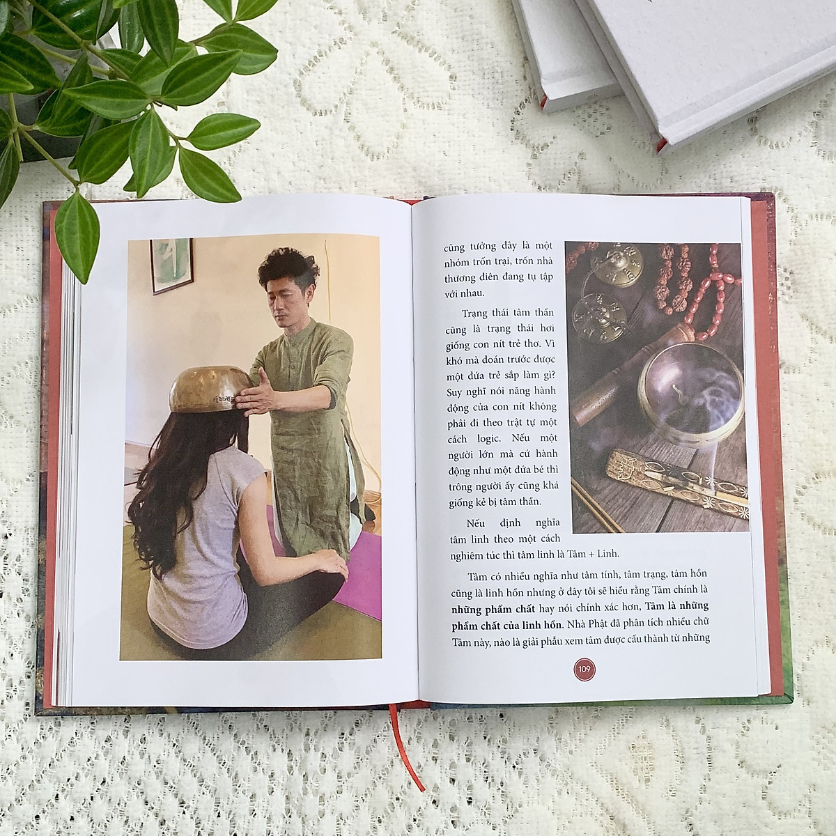 hành giả chuông xoay - nghệ thuật chữa lành bằng chuông tây tạng - bìa cứng - Ảnh 4