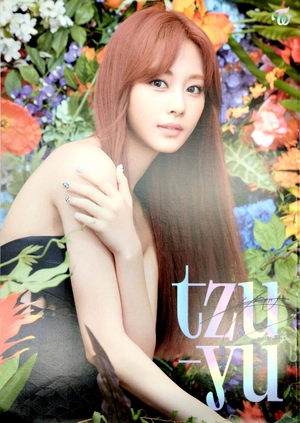 hoa học trò số 1346 - tặng kèm fanbook twice + 2 mega poster lee do hyun (18 again) & jin (bts) - Ảnh 10