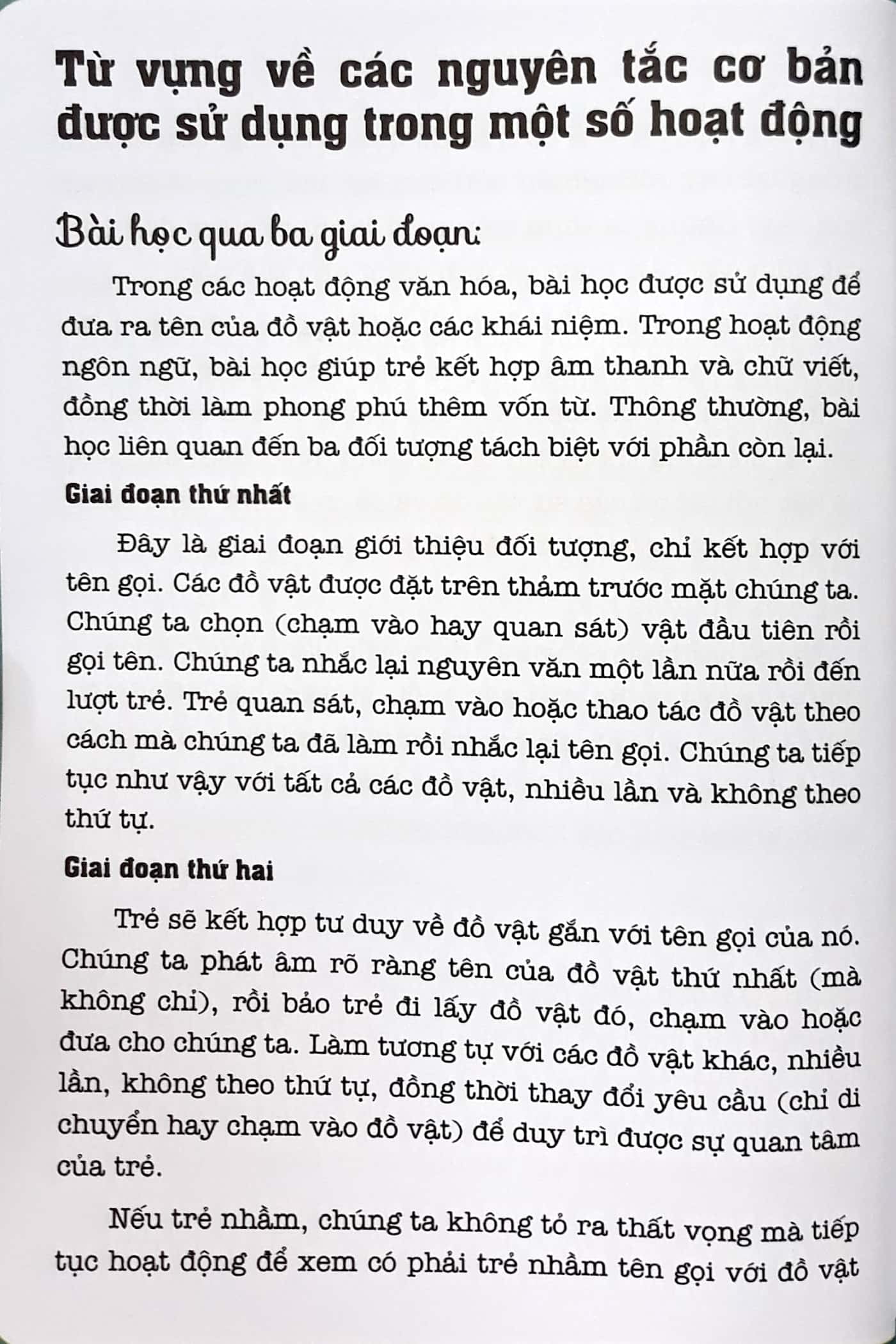 học montessori để dạy trẻ theo phương pháp montessori - 100 hoạt động montessori: con không muốn làm cây trong lồng kính - Ảnh 11