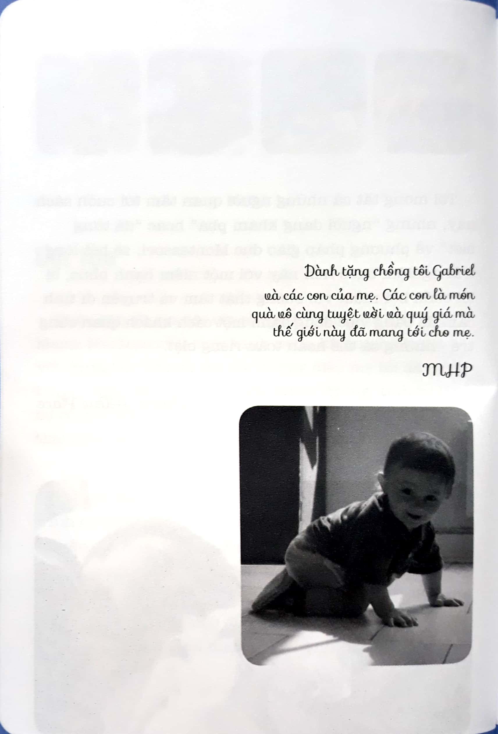 học montessori để dạy trẻ theo phương pháp montessori - 60 hoạt động montessori giúp trẻ trưởng thành: chờ con lớn thì đã muộn - Ảnh 7