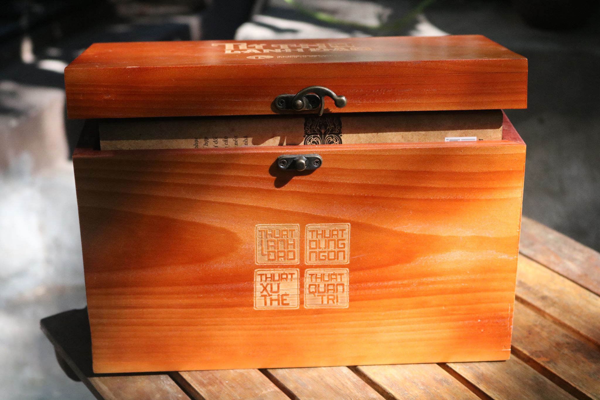 Hộp Gỗ Sách Tứ Thư Lãnh Đạo (Hộp 4 Cuốn) (Tái Bản 2025) - Ảnh 2