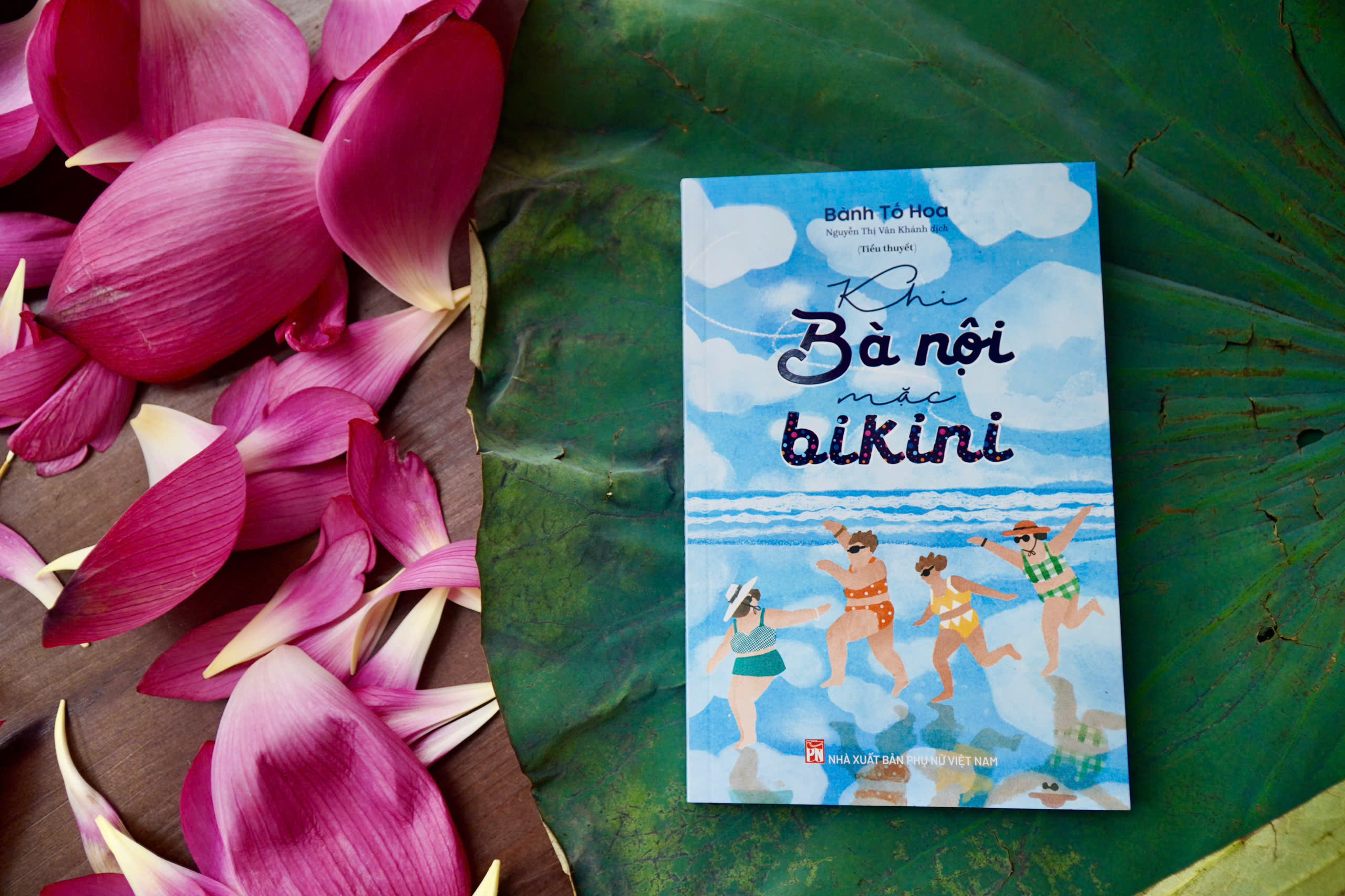 Khi Bà Nội Mặc Bikini - Ảnh 3