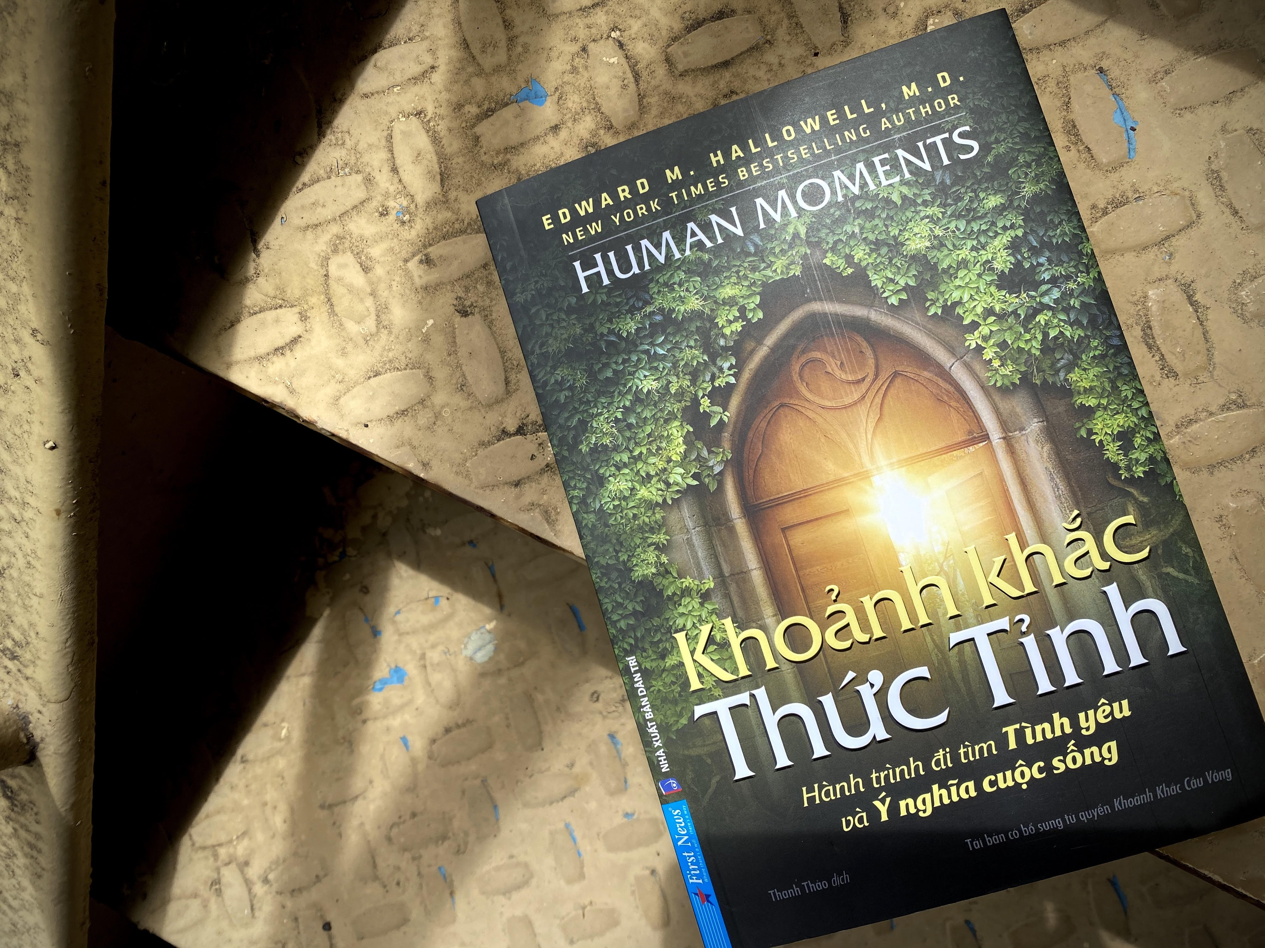 khoảnh khắc thức tỉnh - hành trình đi tìm tình yêu và ý nghĩa cuộc sống - Ảnh 9