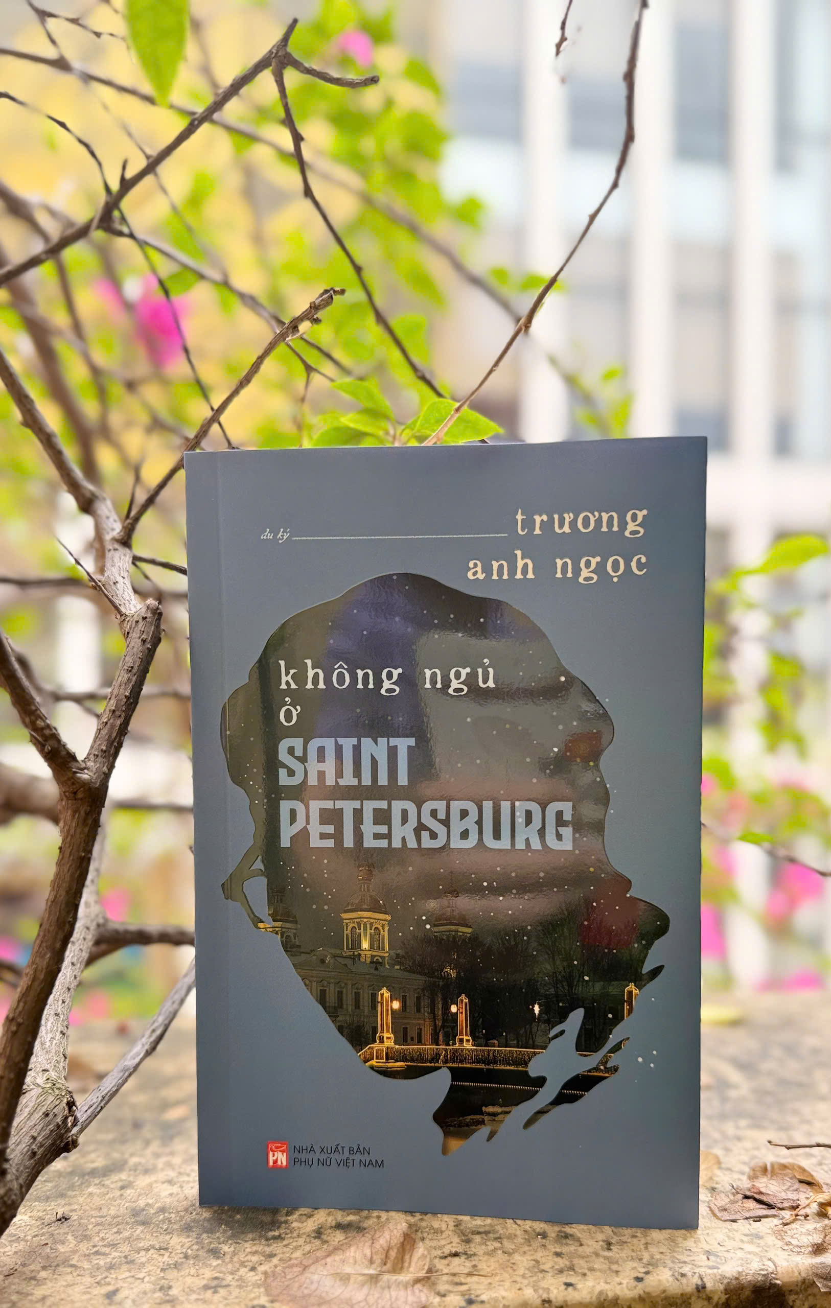 Không Ngủ Ở Saint Petersburg - Ảnh 3