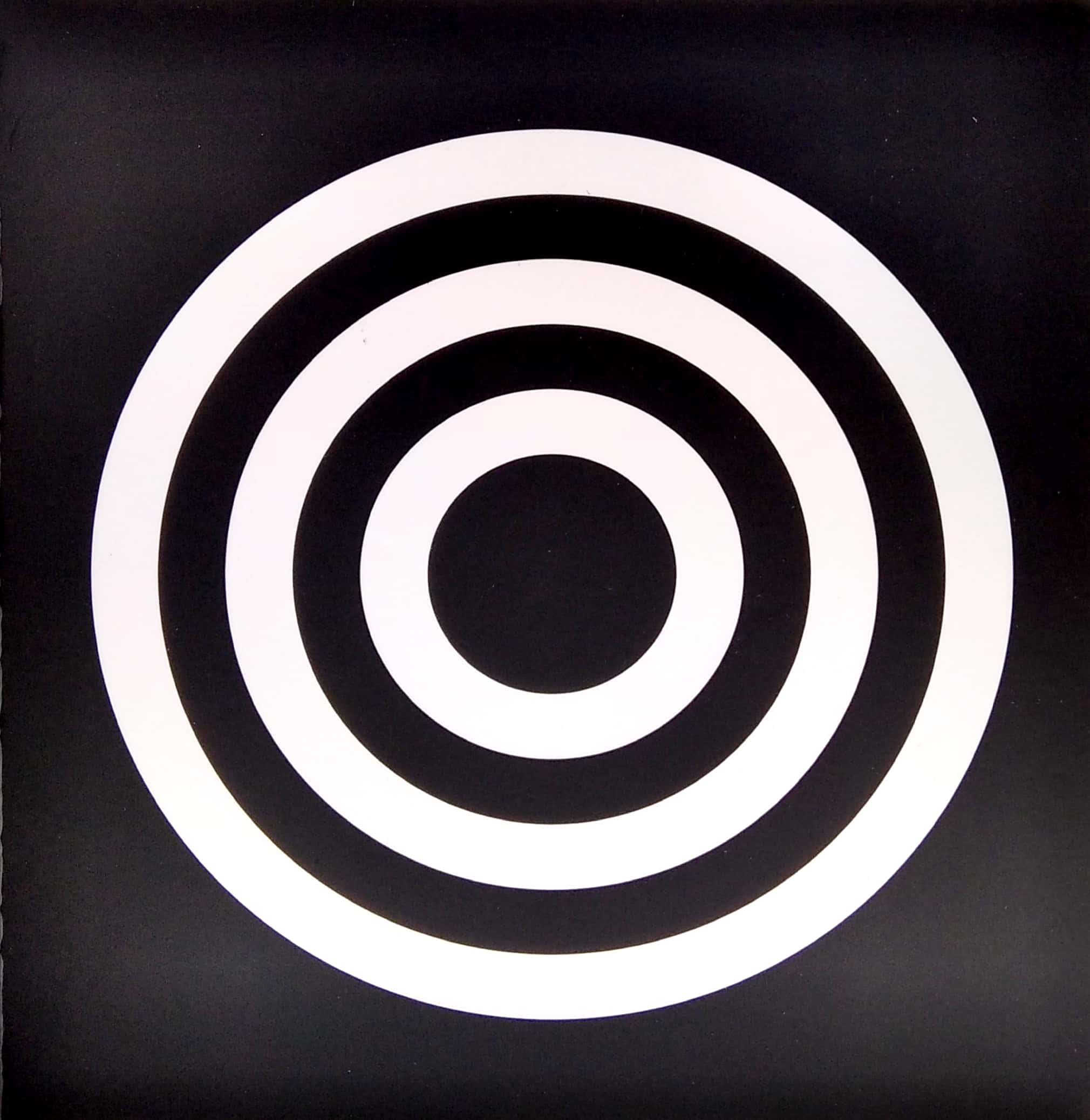 kích thích thị giác black and white cho trẻ sơ sinh - Ảnh 4