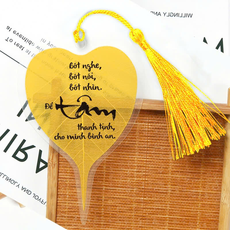 Lá Hoa Trên Đường Về - Tặng Kèm Bookmark Lá Bồ Đề Ngẫu Nhiên + Bookmark + Postcard - Ảnh 4