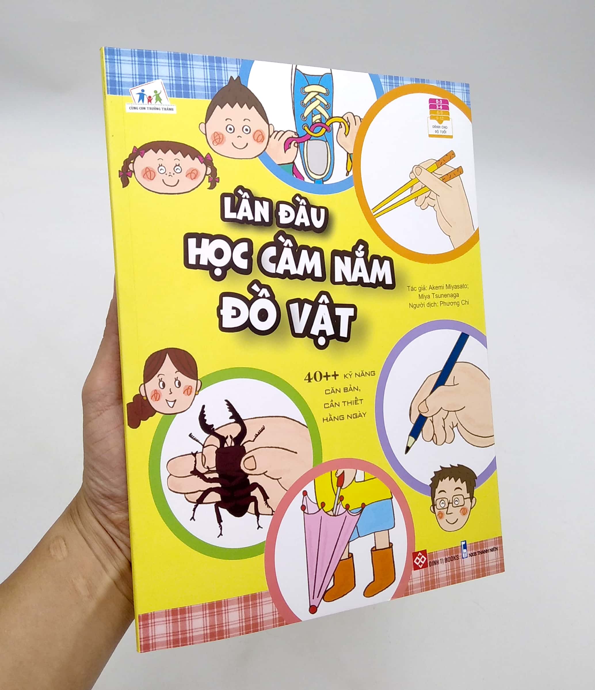 lần đầu học cầm nắm đồ vật - Ảnh 7