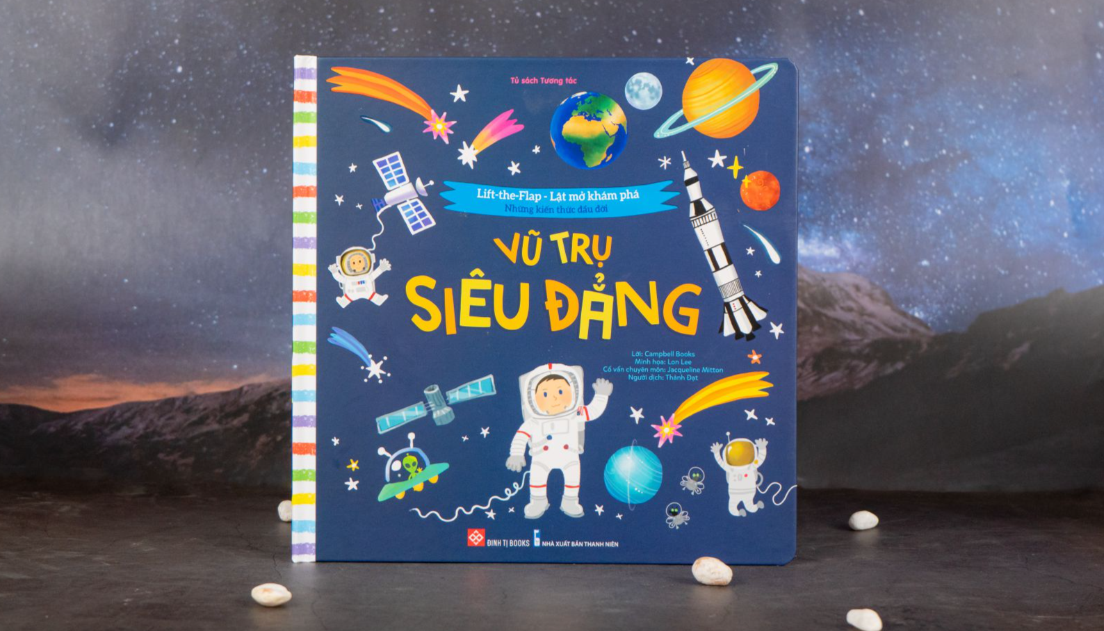 lift-the-flap - lật mở khám phá - những kiến thức đầu đời - vũ trụ siêu đẳng - Ảnh 2