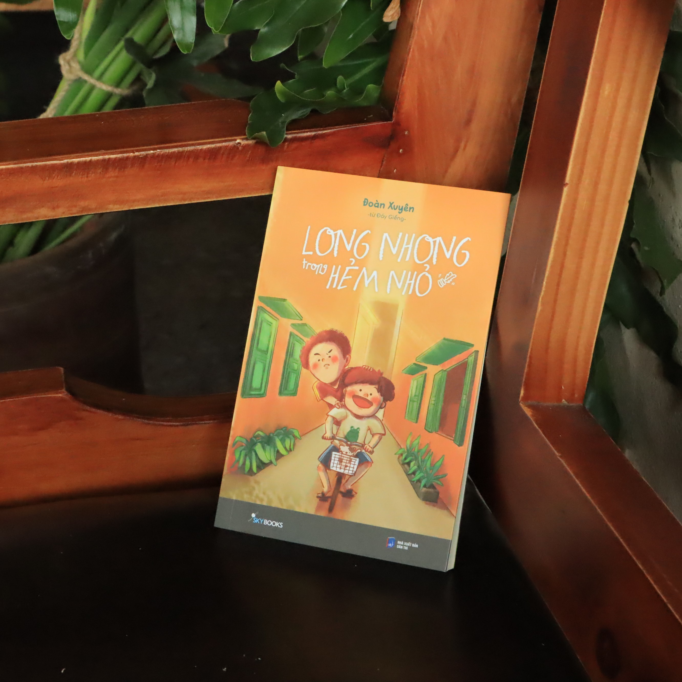 long nhong trong hẻm nhỏ - Ảnh 3