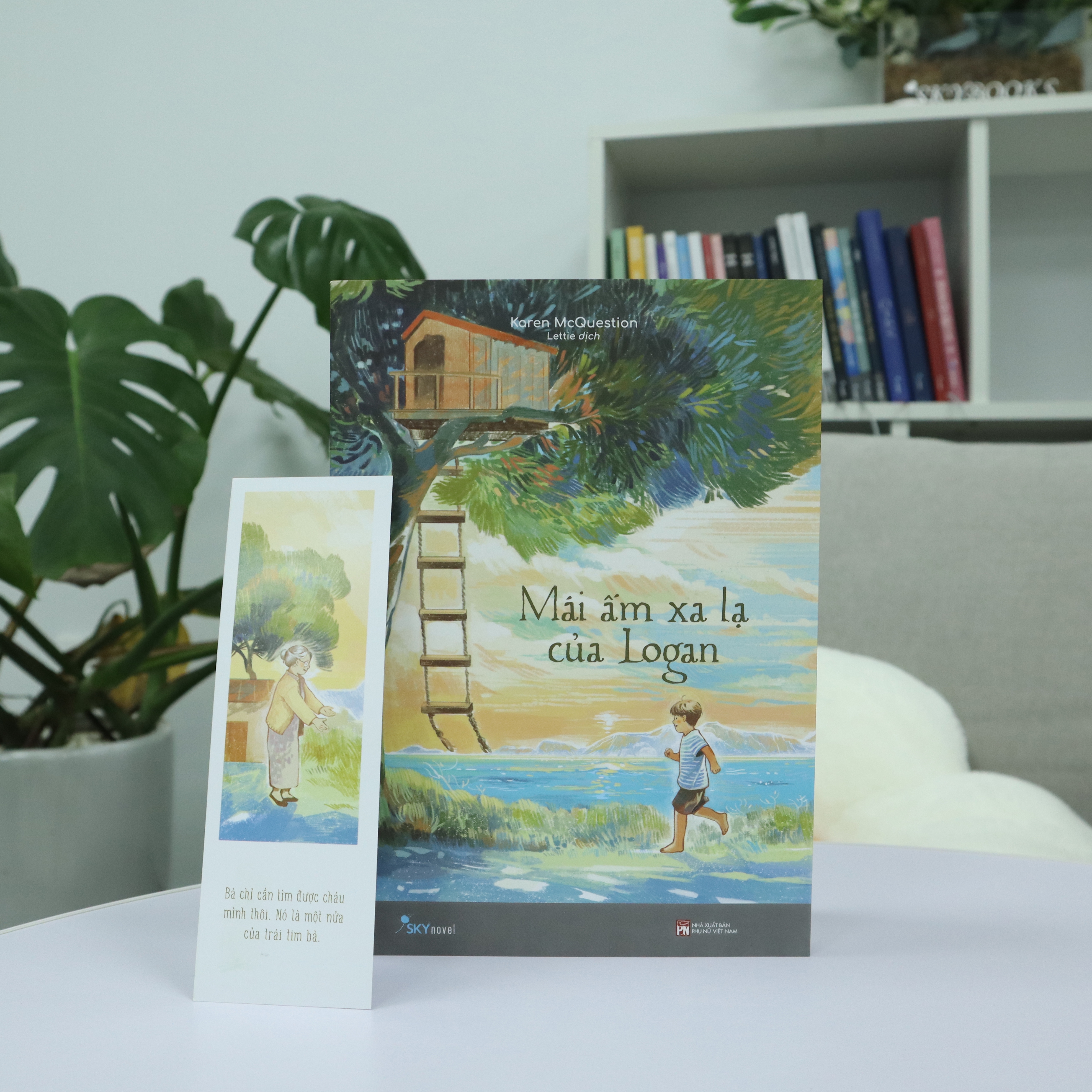 mái ấm xa lạ của logan - tặng kèm bookmark + postcard - Ảnh 5