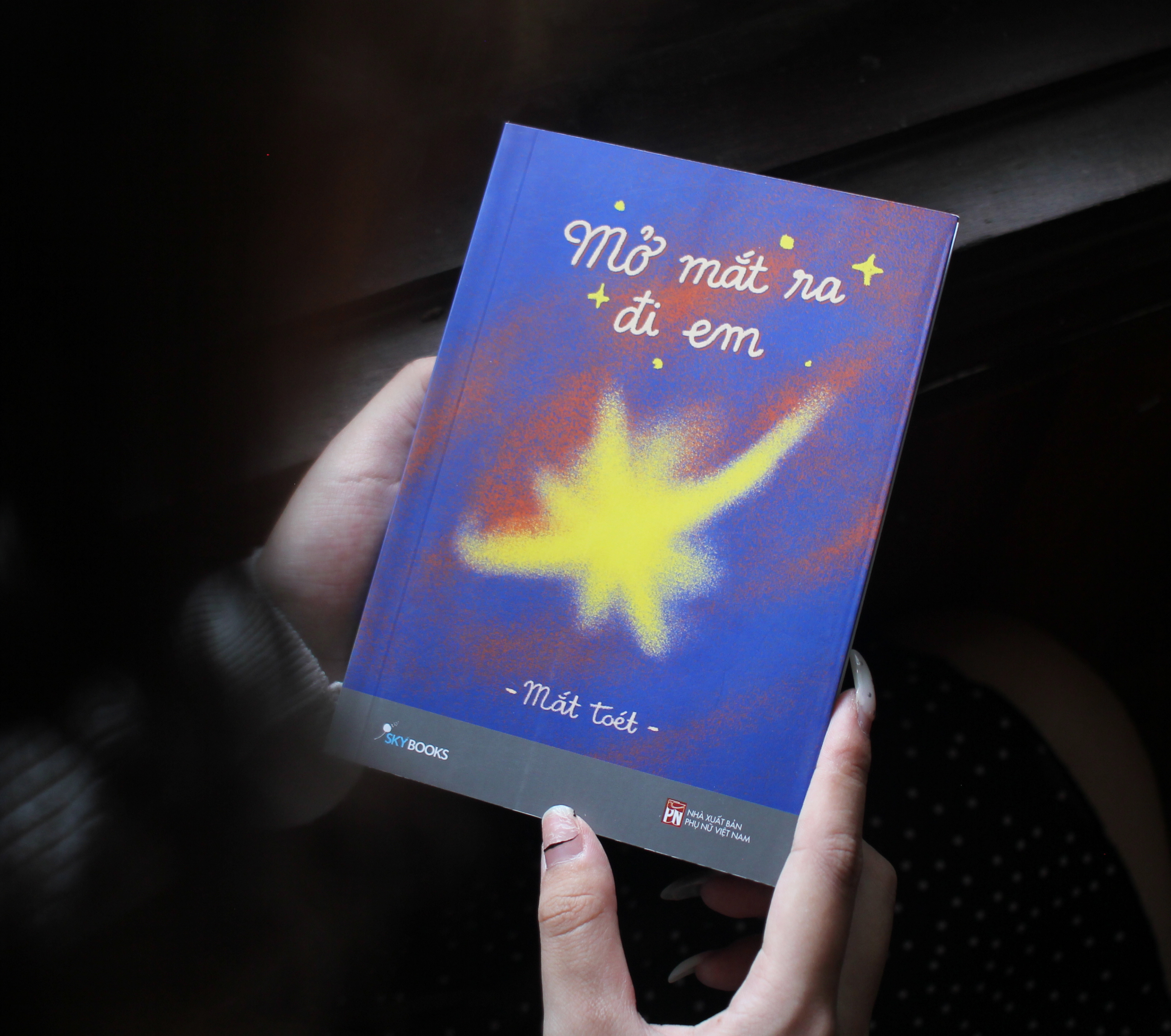 Mở Mắt Ra Đi Em - Ảnh 4