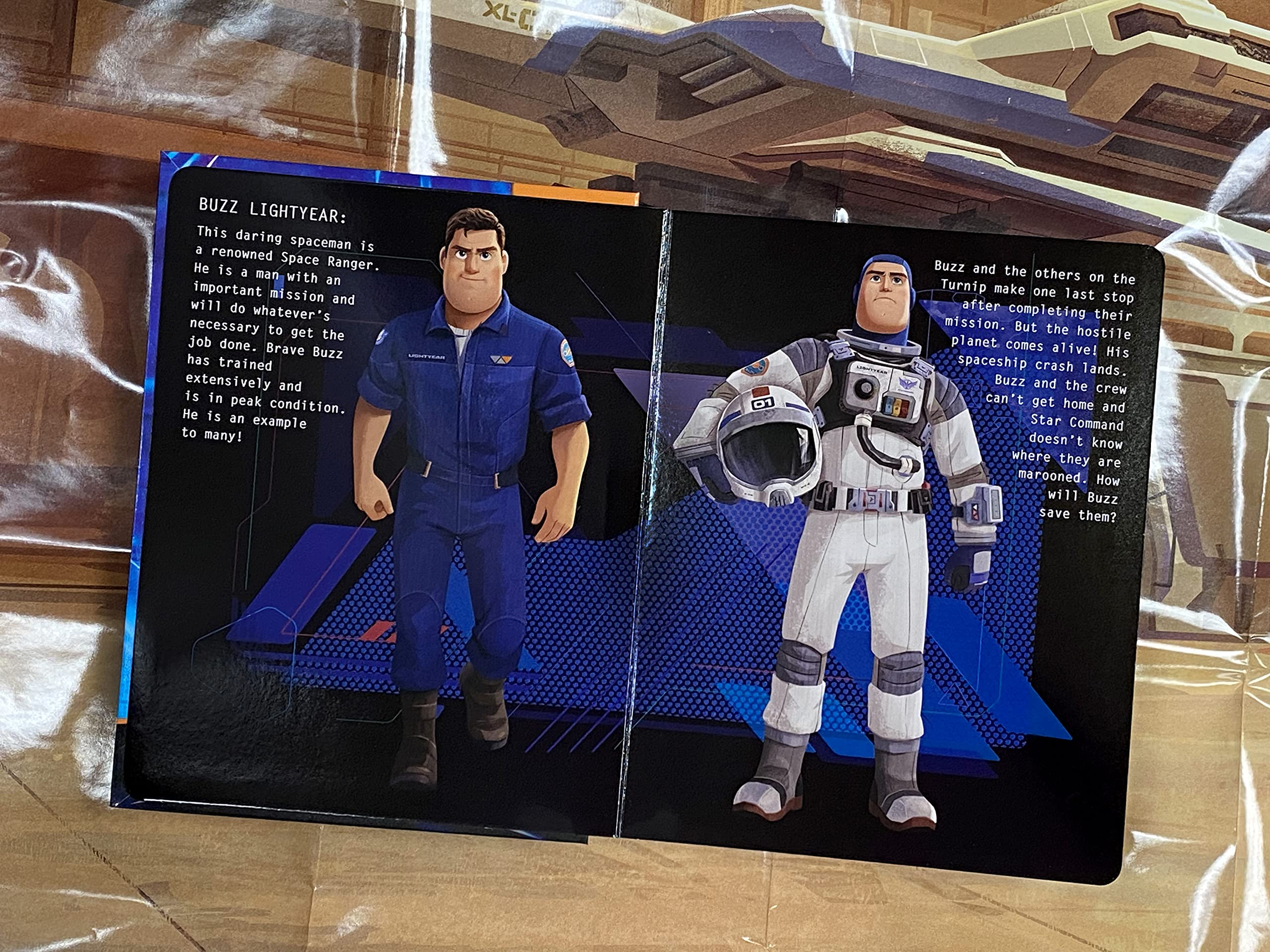 my busy books: disney pixar lightyear - Ảnh 8