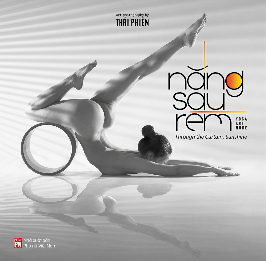 Nắng Sau Rèm - Through The Curtain, Sunshine - Bìa Cứng - Ảnh 2