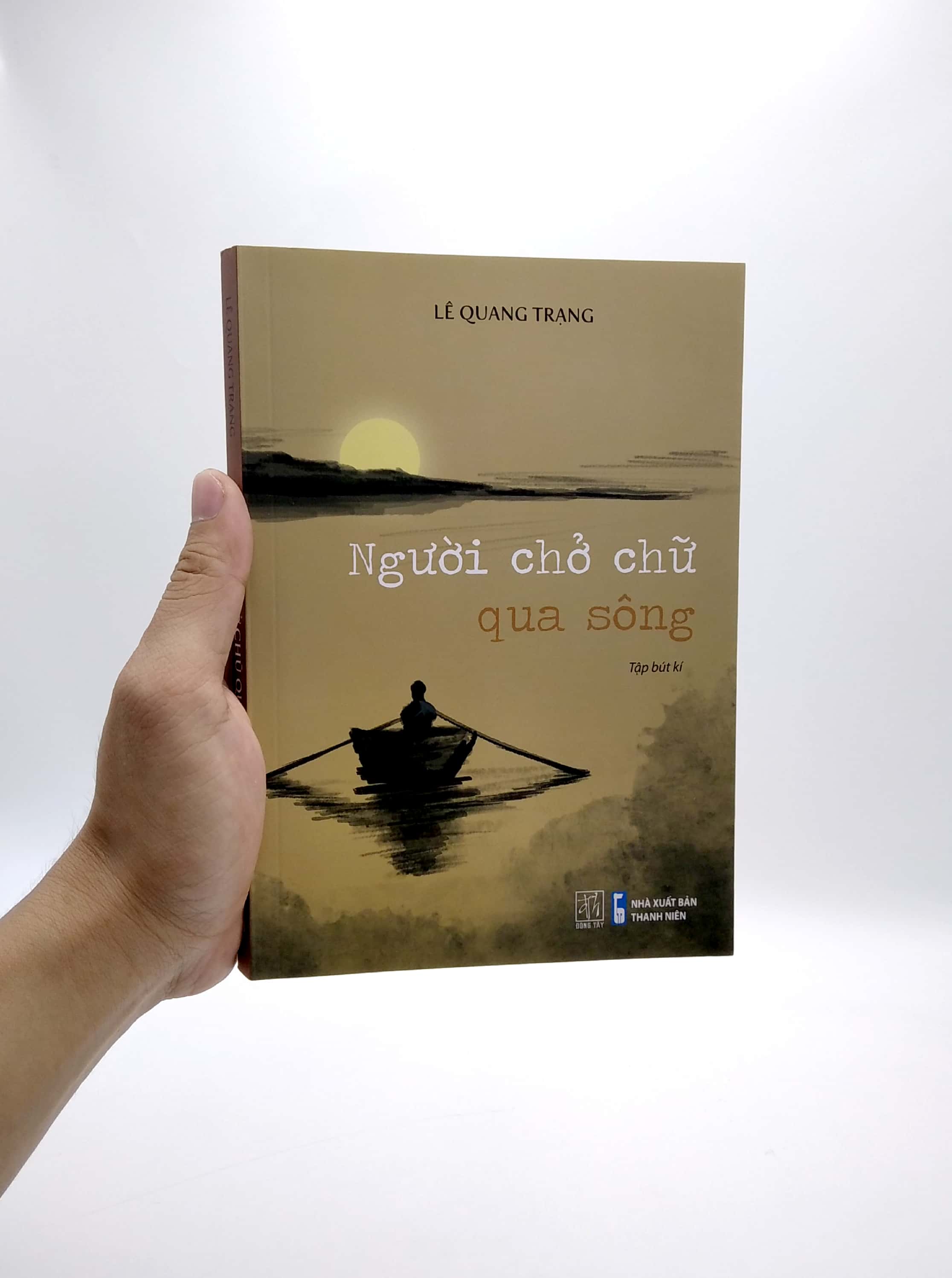 người chở chữ qua sông - Ảnh 2