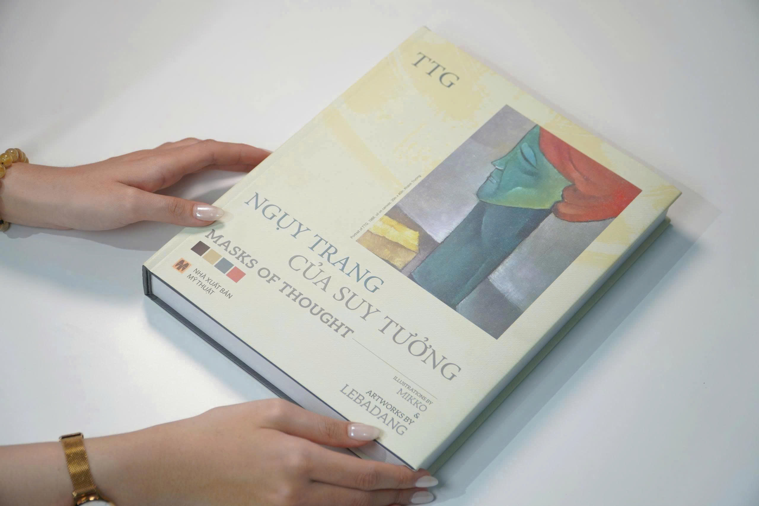 Ngụy Trang Của Suy Tưởng - Masks Of Thought - Bìa Cứng - Ảnh 4