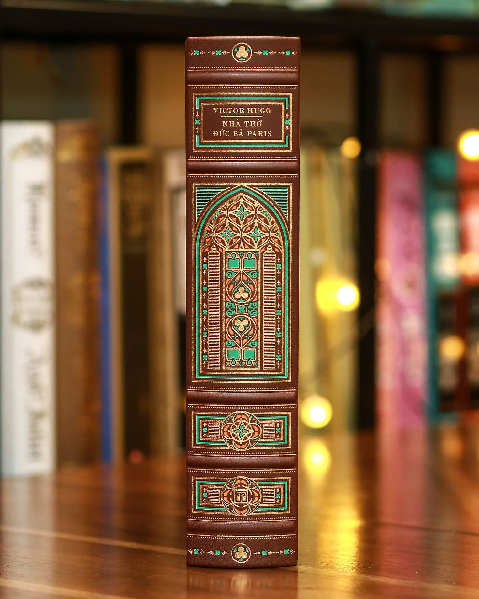 nhà thờ đức bà paris - ấn bản giới hạn - bìa da microfiber (mẫu bìa giao ngẫu nhiên) - Ảnh 7