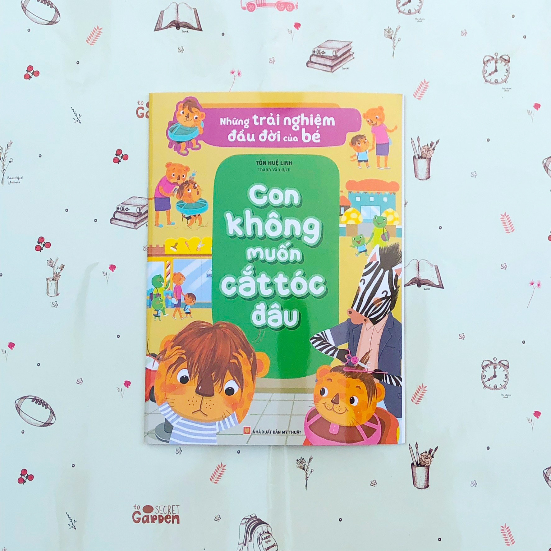 những trải nghiệm đầu đời của bé - con không muốn cắt tóc đâu - Ảnh 3