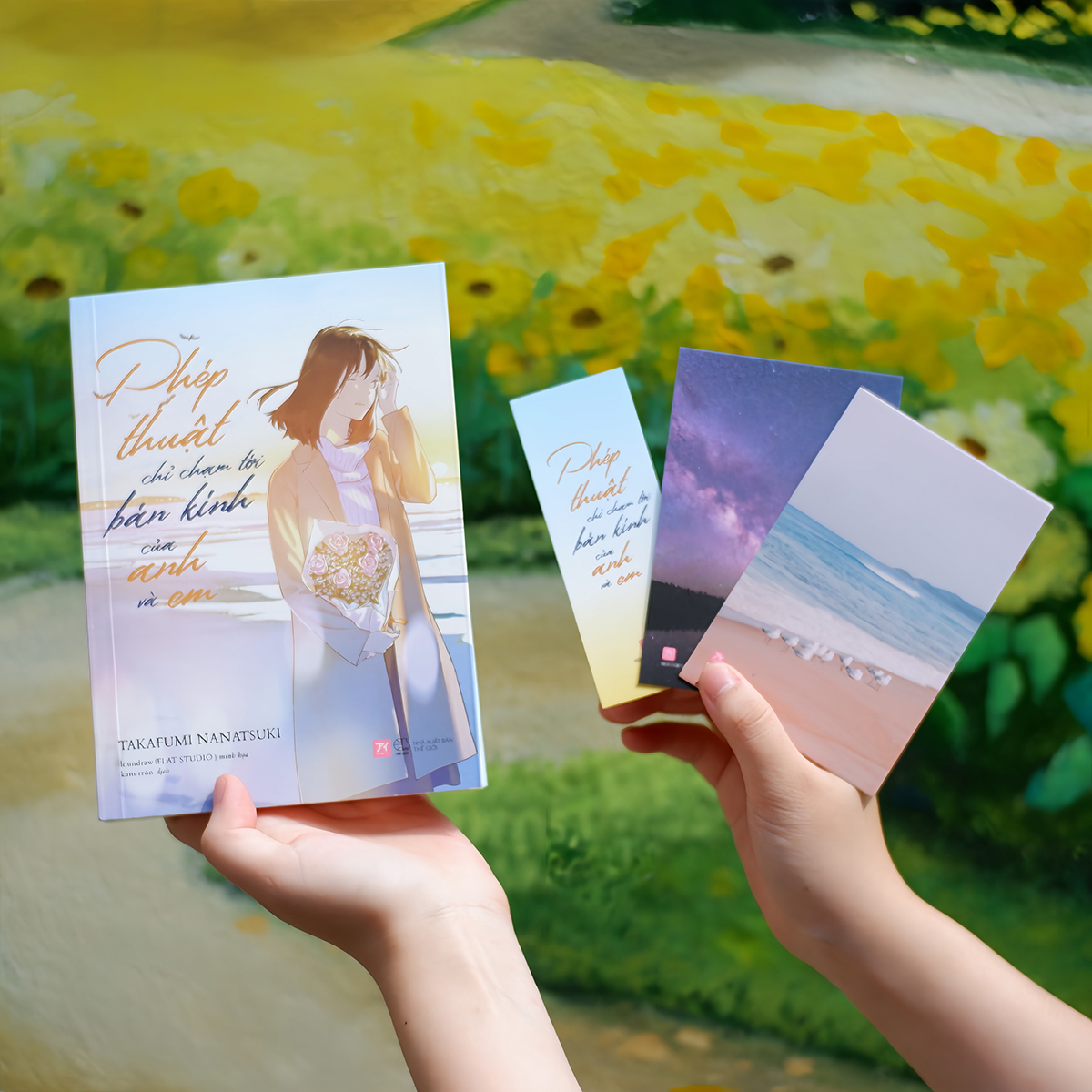 phép thuật chỉ chạm tới bán kính của anh và em - bản đặc biệt - tặng kèm 1 bookmark + 2 postcard - Ảnh 4
