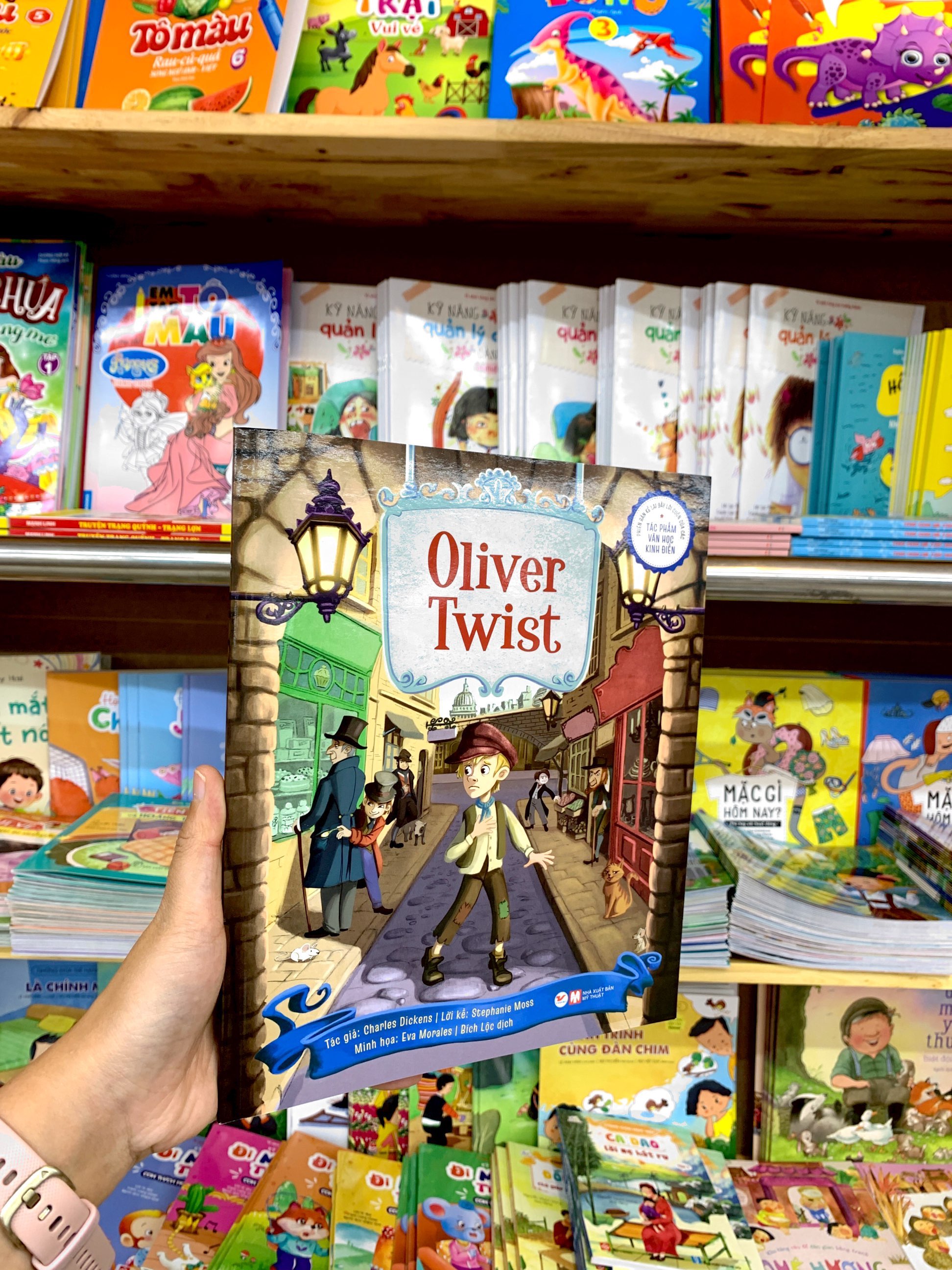 phiên bản kể lại đầy lôi cuốn của tác phẩm văn học kinh điển - oliver twist - Ảnh 8