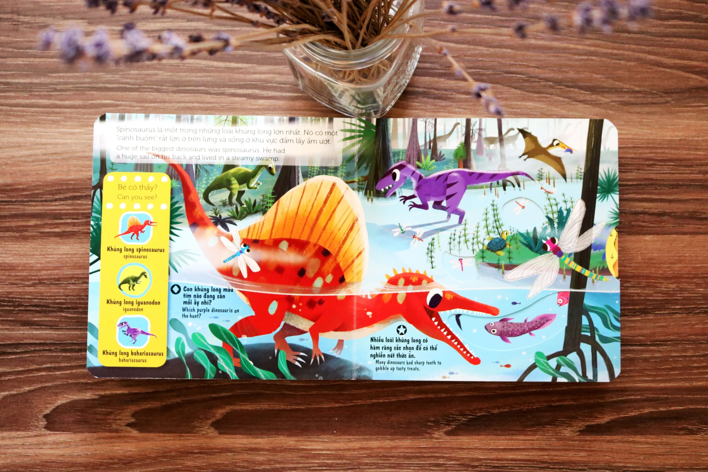 sách chuyển động - first explorers - dinosaurs - các loài khủng long - Ảnh 6