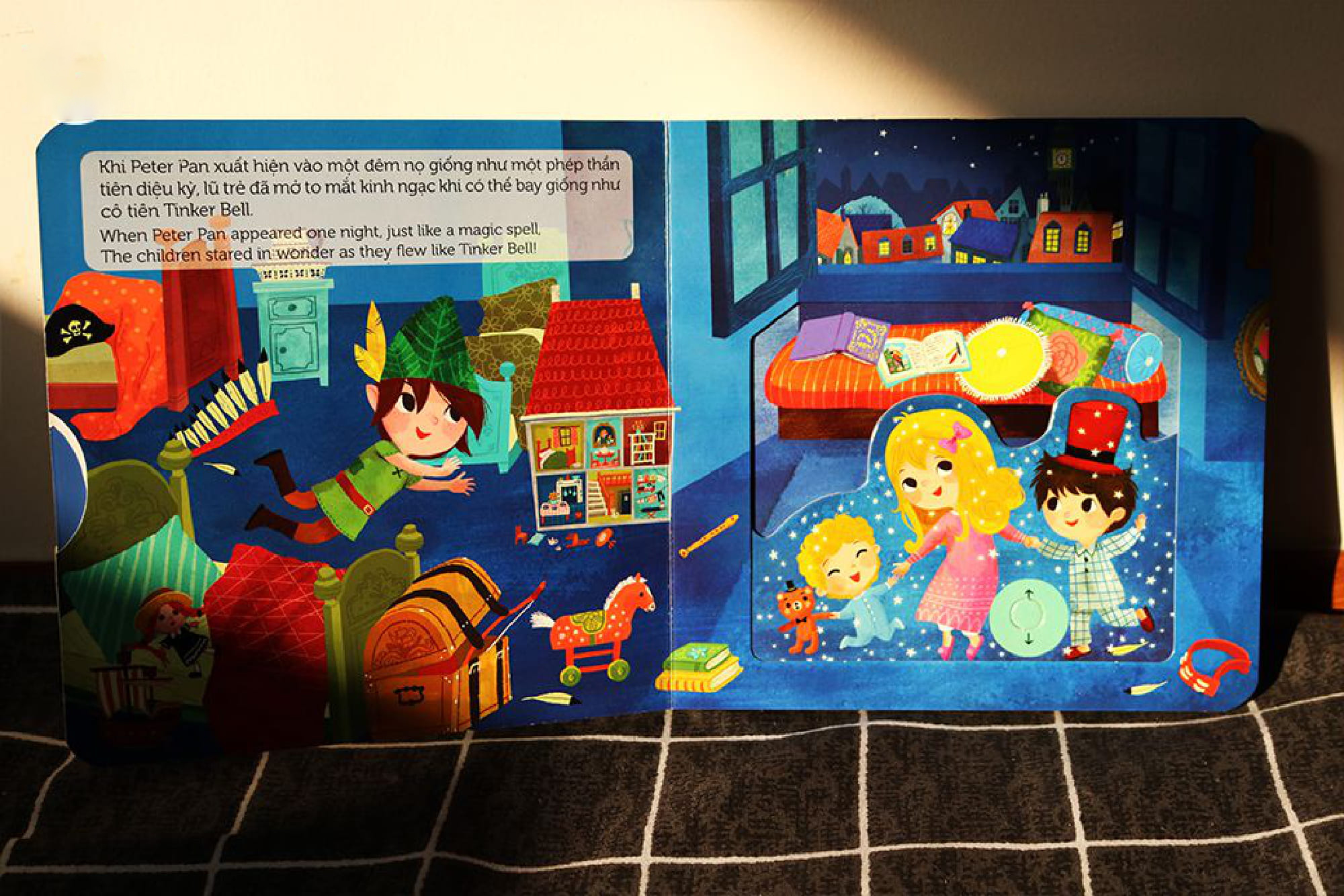 sách chuyển động - first stories - peter pan - Ảnh 3