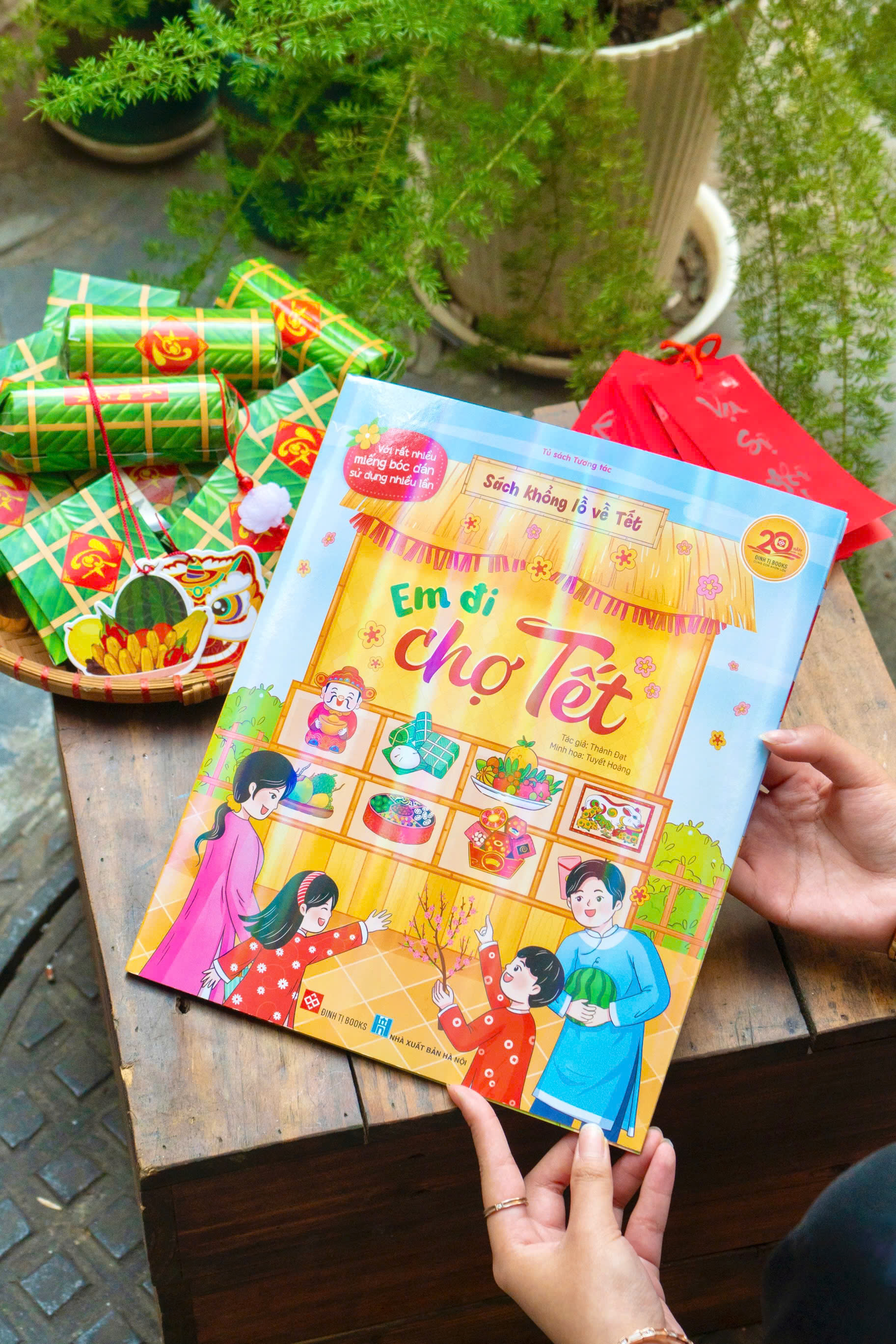 Sach Khong Lo Ve Tet - Em Di Cho Tet - Bia Cung - Ảnh 6