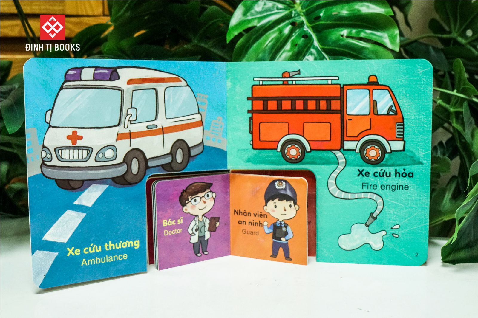 sách to ôm sách nhỏ - xe của ai đây nhỉ? - Ảnh 4