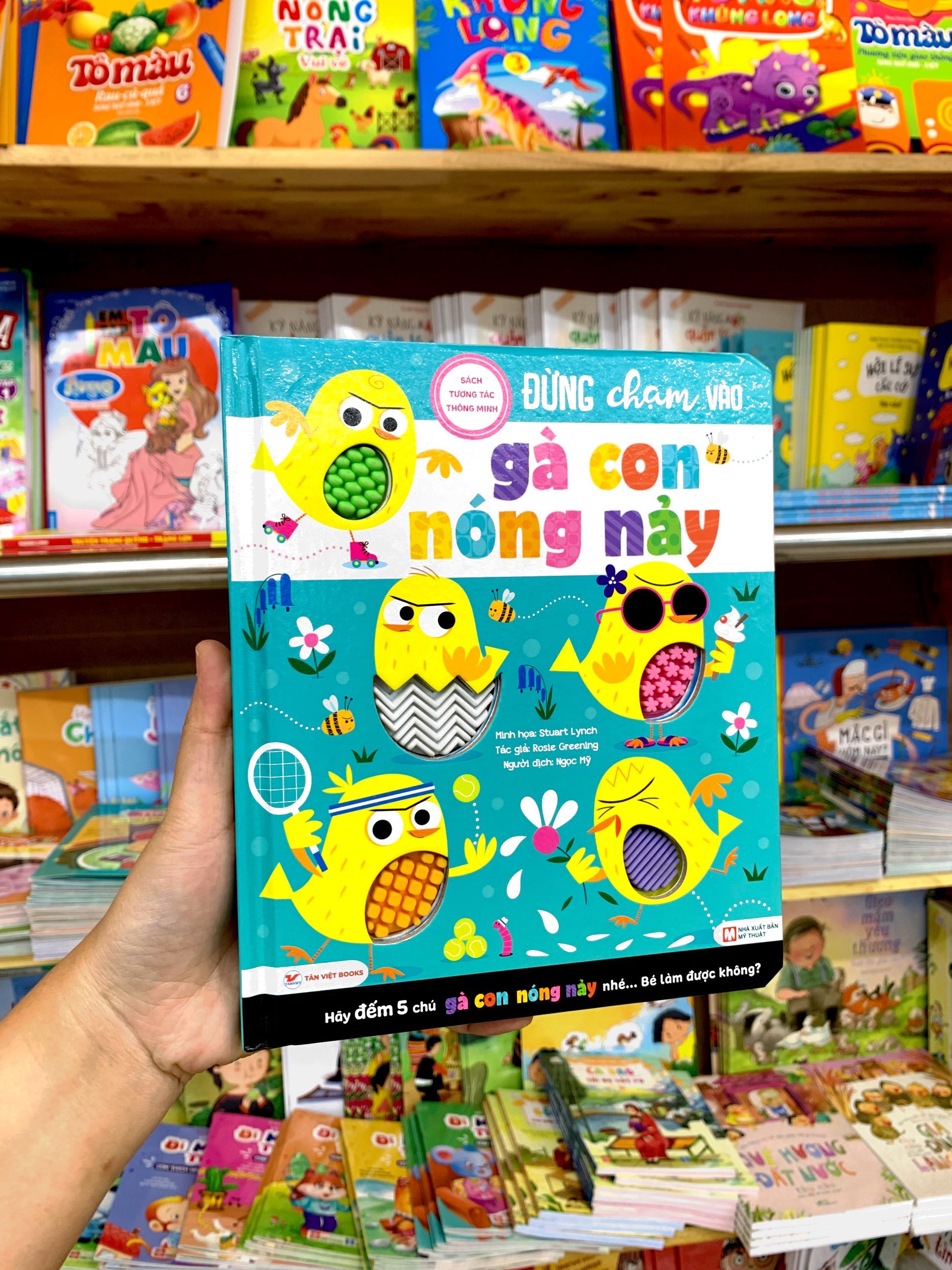 sách tương tác thông minh - đừng chạm vào gà con nóng nảy - Ảnh 8