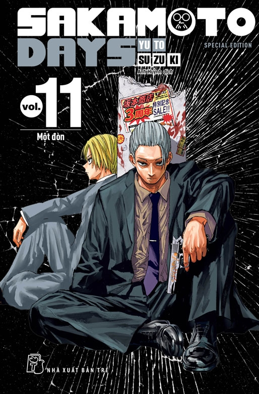 sakamoto days - tập 11 - một đòn - bản đặc biệt - tặng kèm obi + huy hiệu + set 3 card đổi nền + standee lắp ghép - Ảnh 2