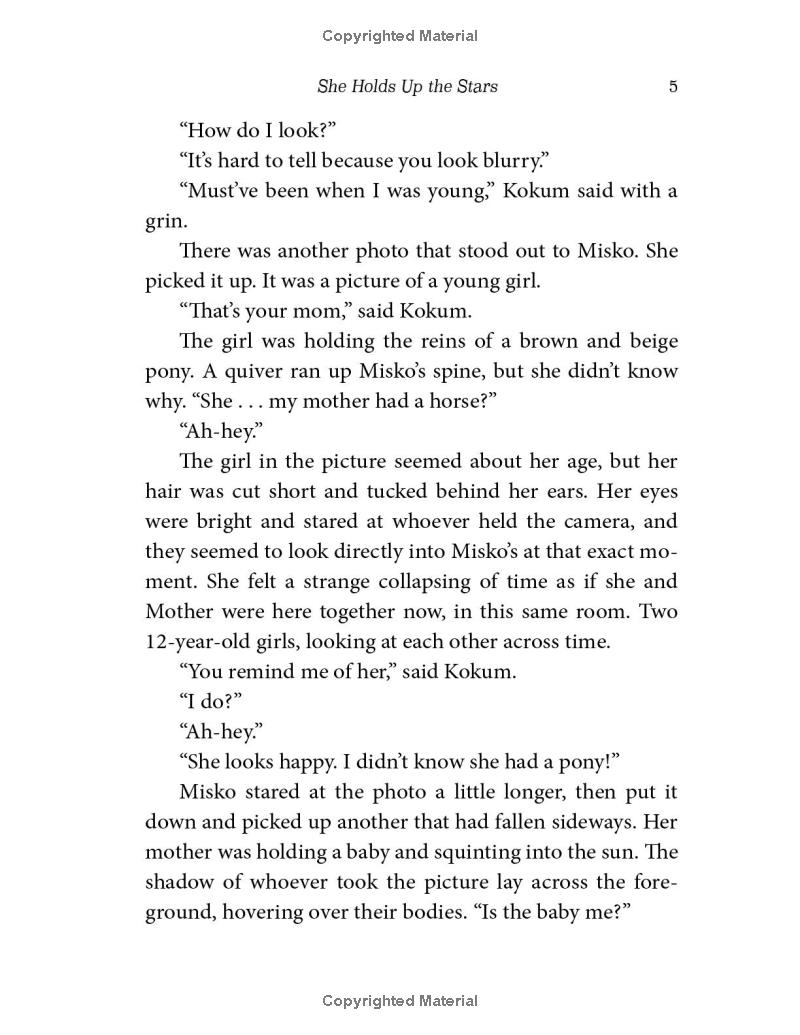 she holds up the stars - Ảnh 9