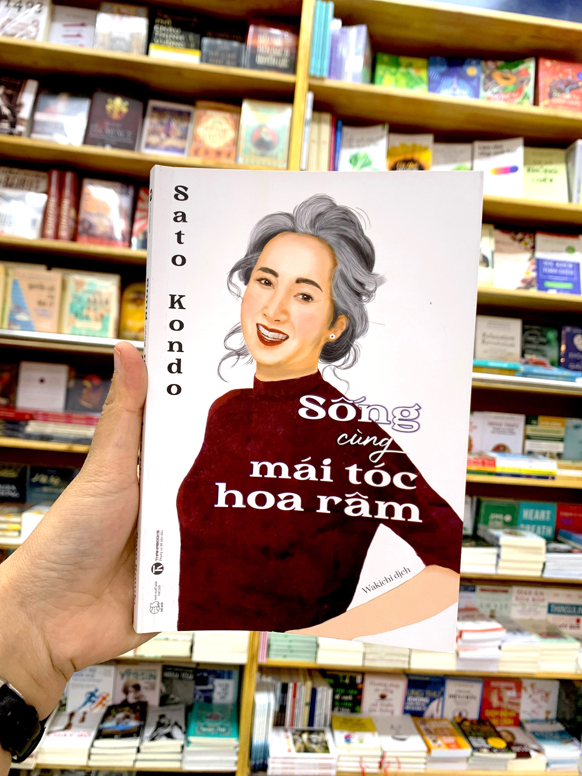 sống cùng mái tóc hoa râm - Ảnh 11