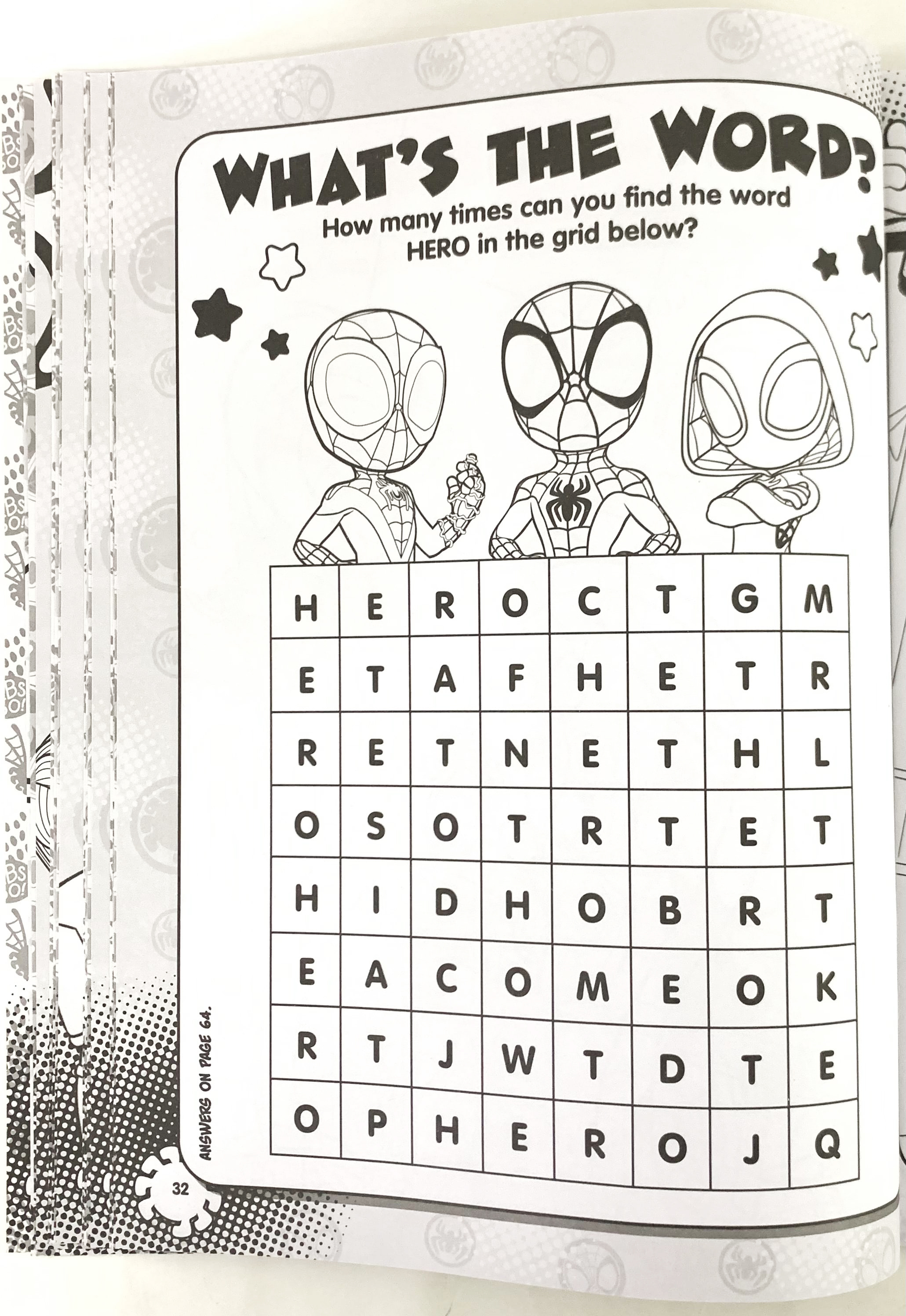 spidey and his amazing friends - mega colouring & activity book - Ảnh 4