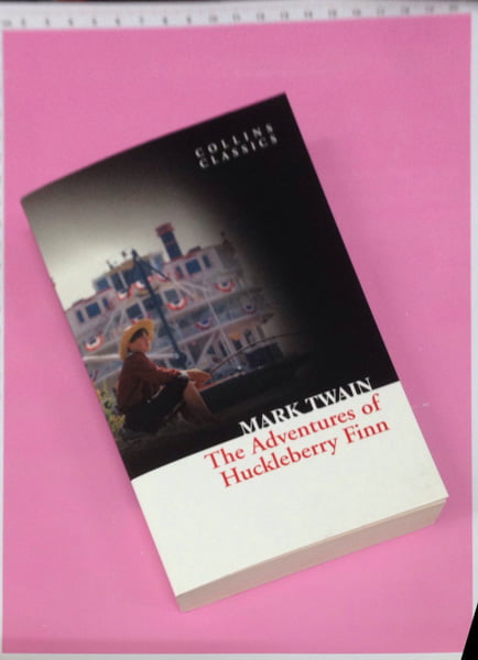 the adventures of huckleberry finn (collins classics) - Ảnh 2
