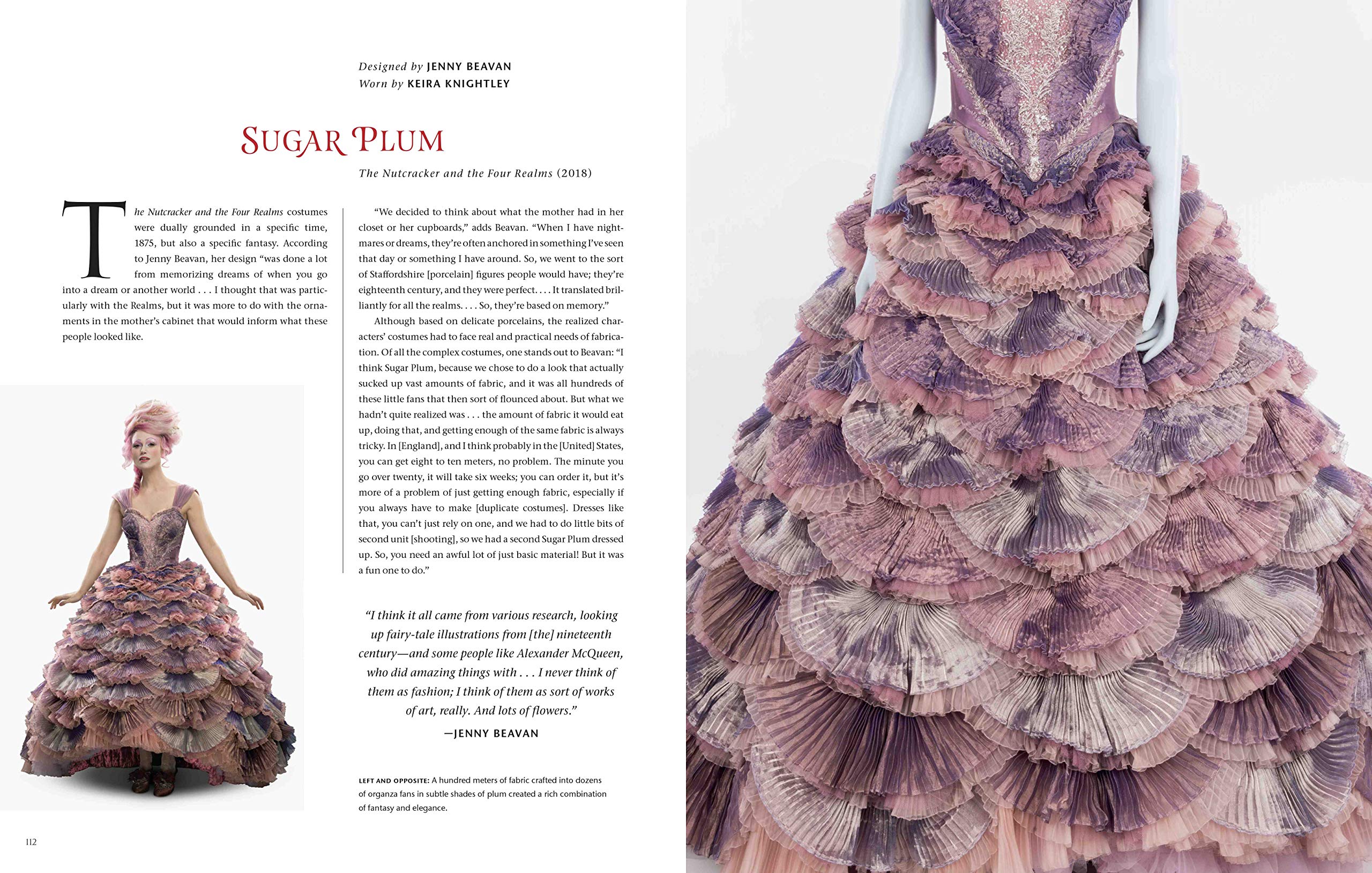 the art of disney costuming (disney editions deluxe): heroes, villains, & spaces between - Ảnh 5