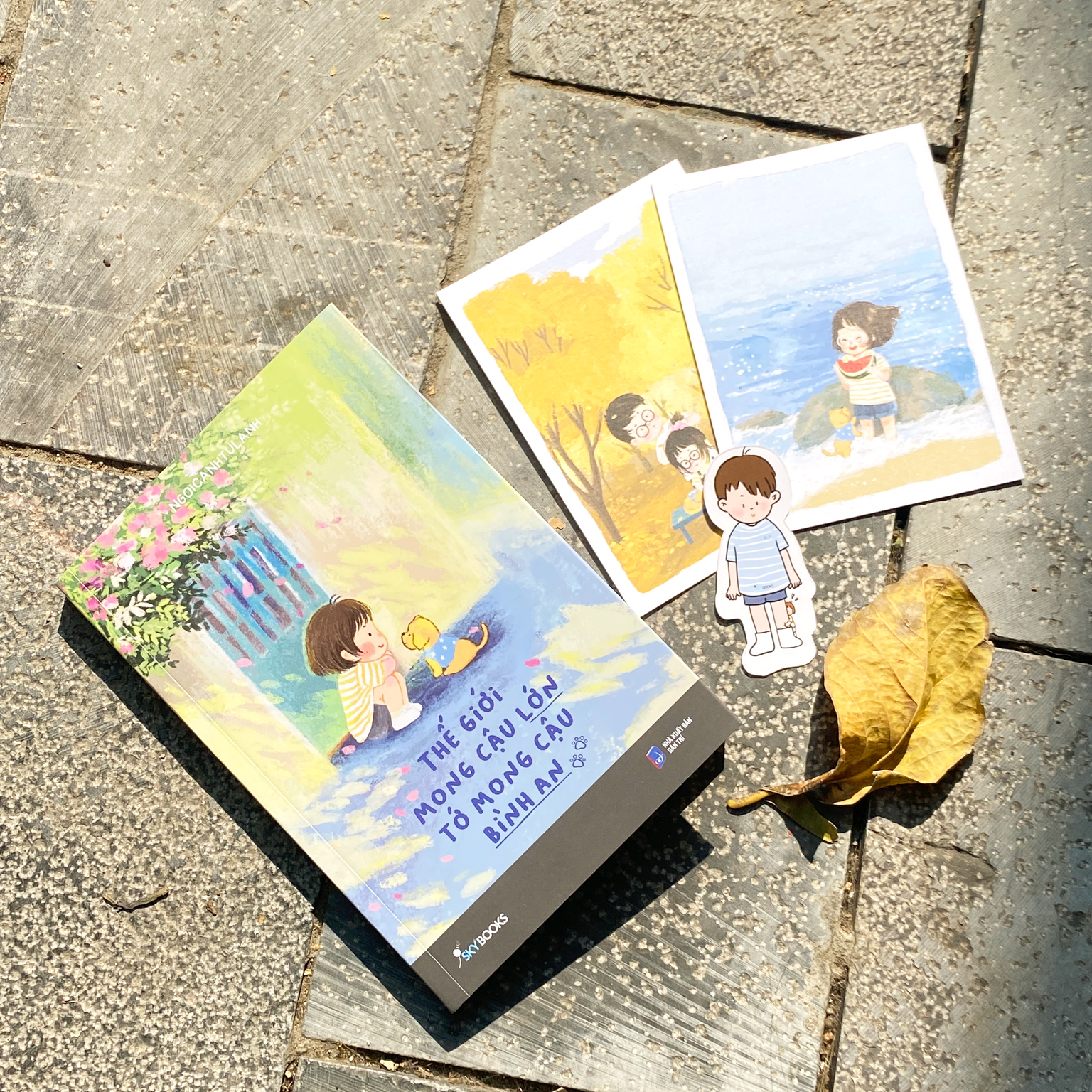 thế giới mong cậu lớn - tớ mong cậu bình an - bản đặc biệt - tặng kèm 2 postcard + 1 bookmark - Ảnh 5