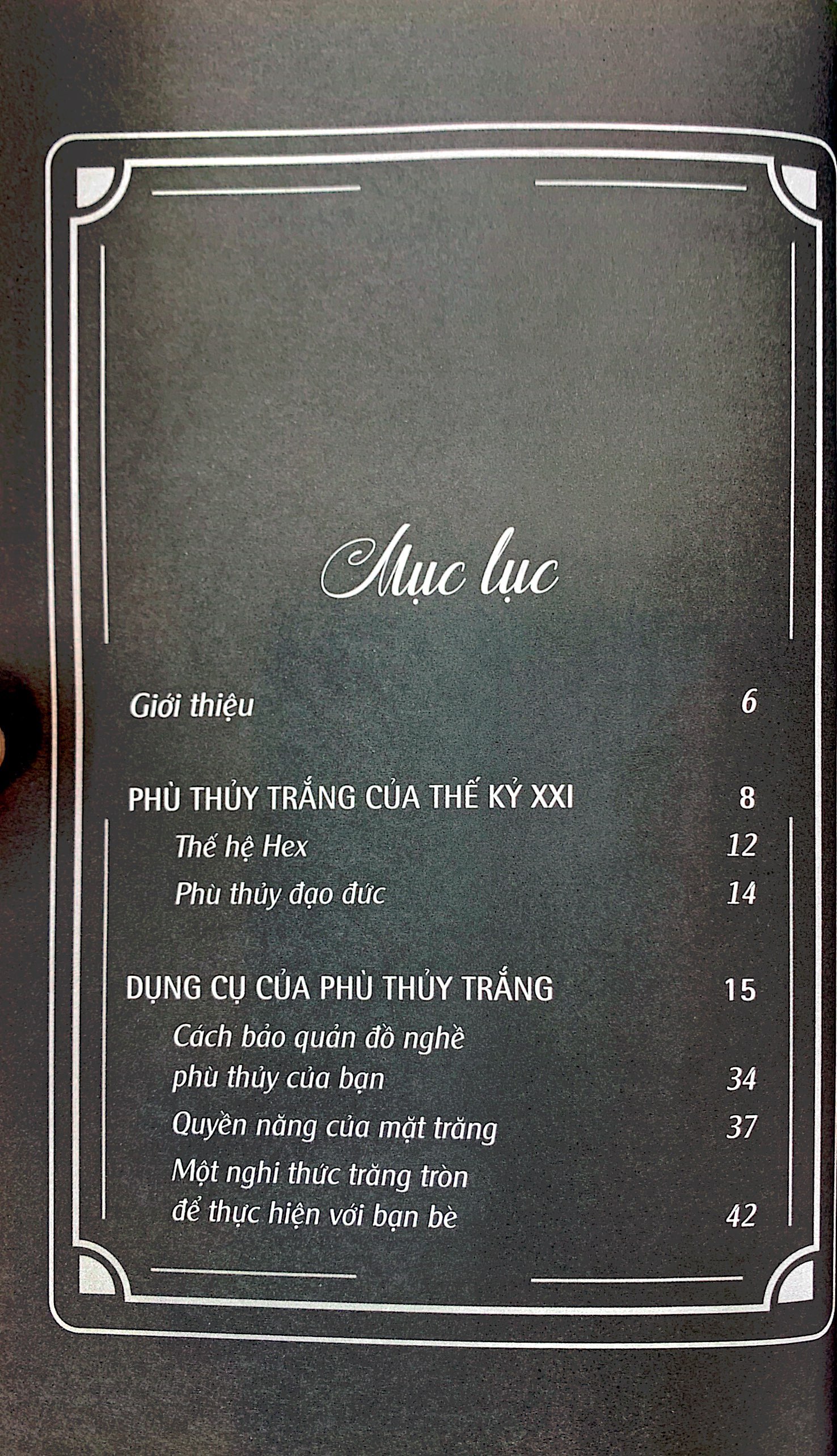 the little book of spells - giải mã bùa chú - Ảnh 3