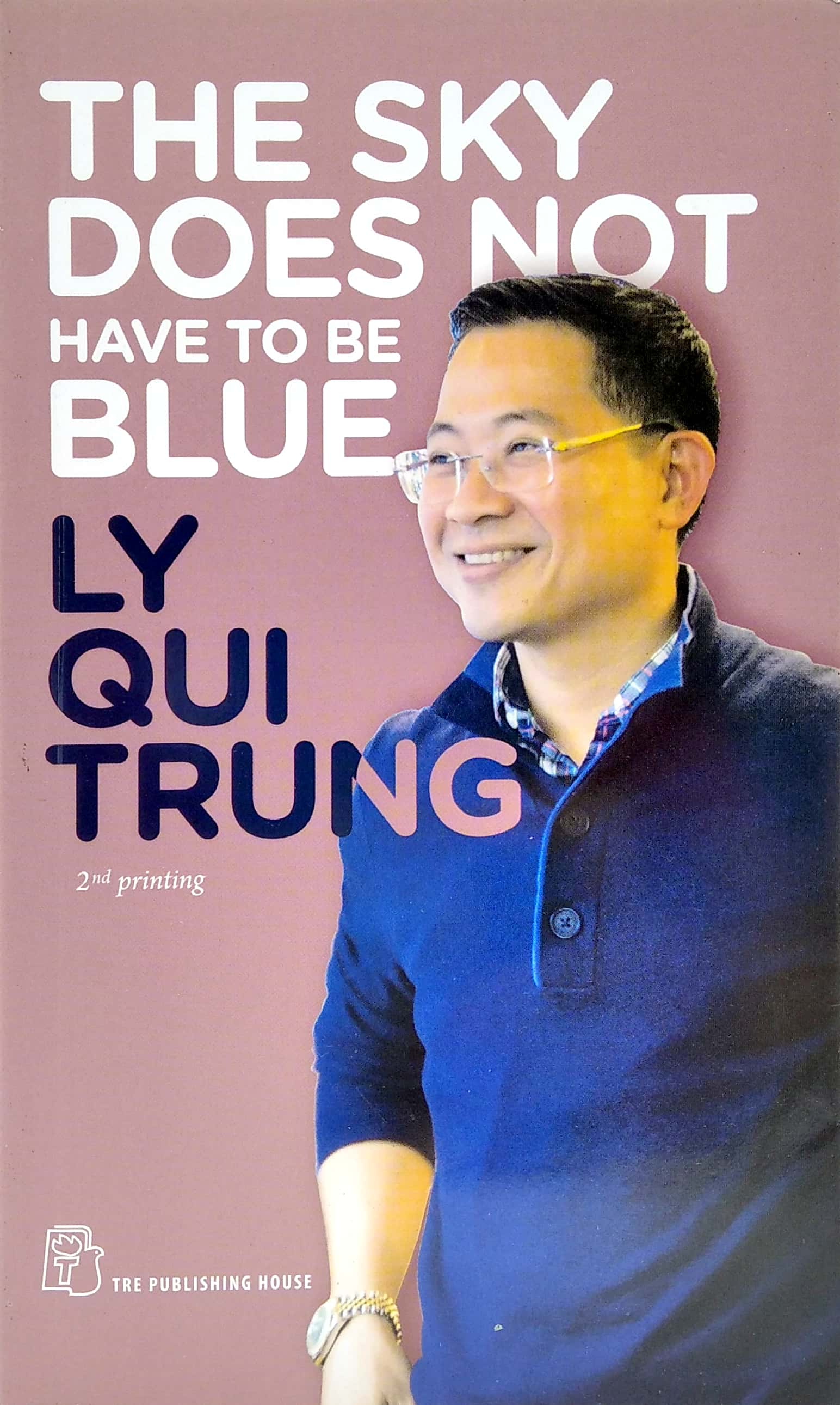 the sky does not have to be blue (tái bản 2019) - Ảnh 2