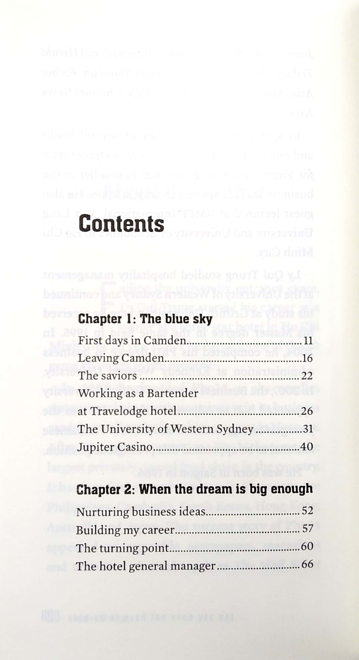 the sky does not have to be blue (tái bản 2019) - Ảnh 3