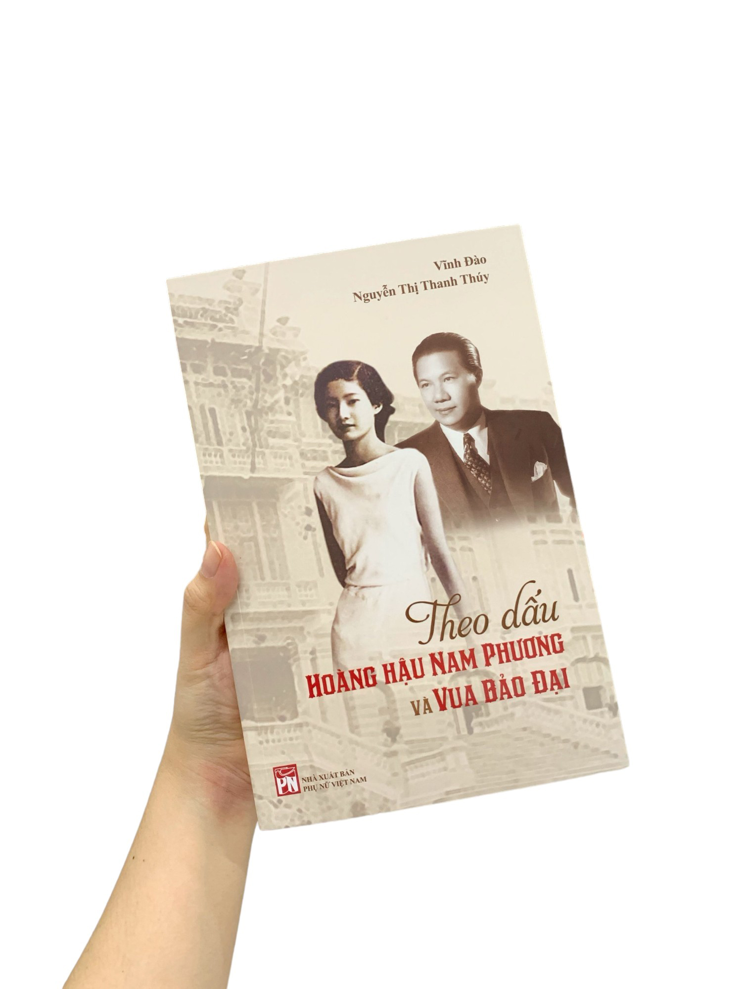 theo dấu hoàng hậu nam phương và vua bảo đại - Ảnh 9