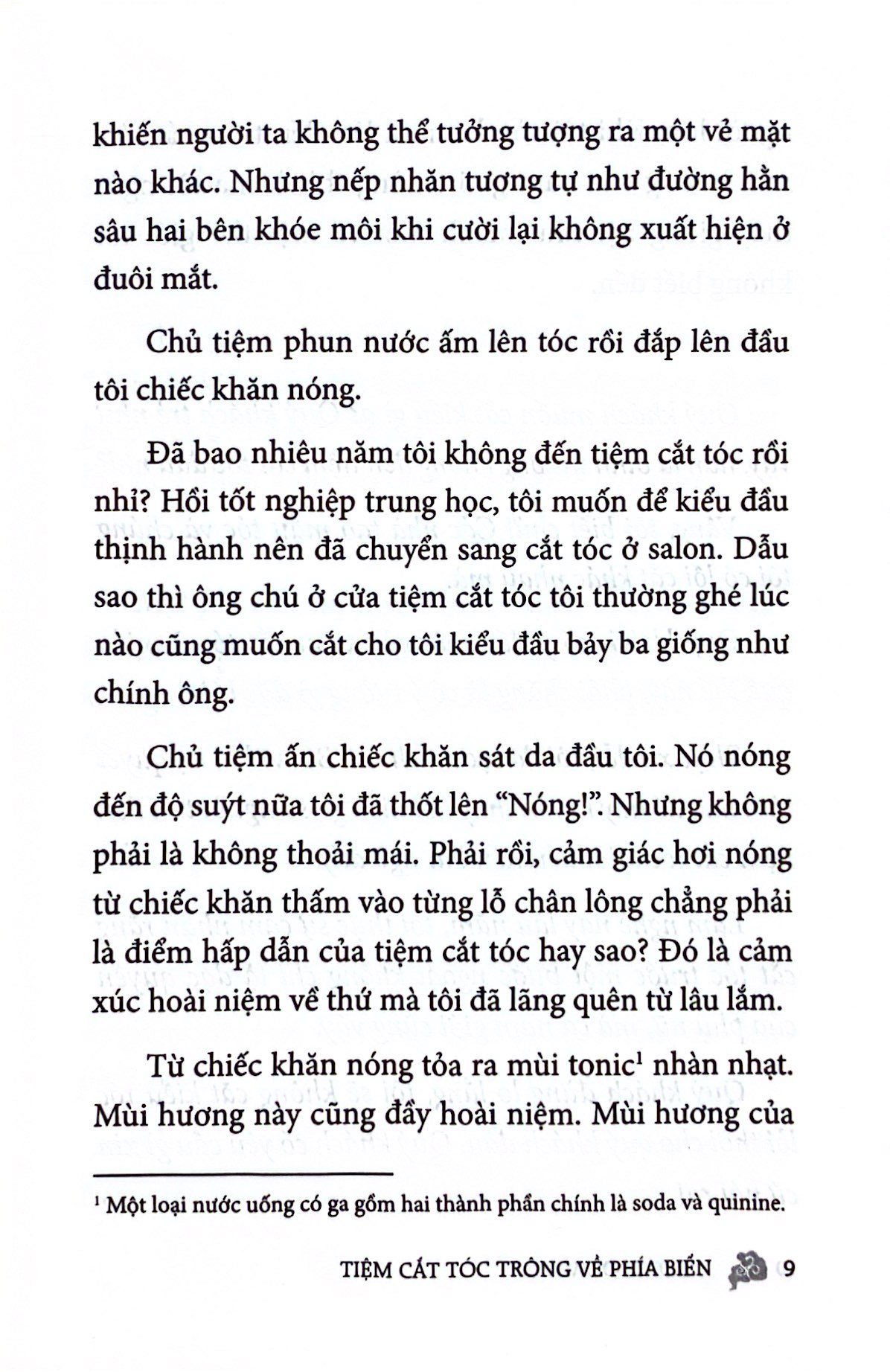 tiệm cắt tóc trông về phía biển - Ảnh 7