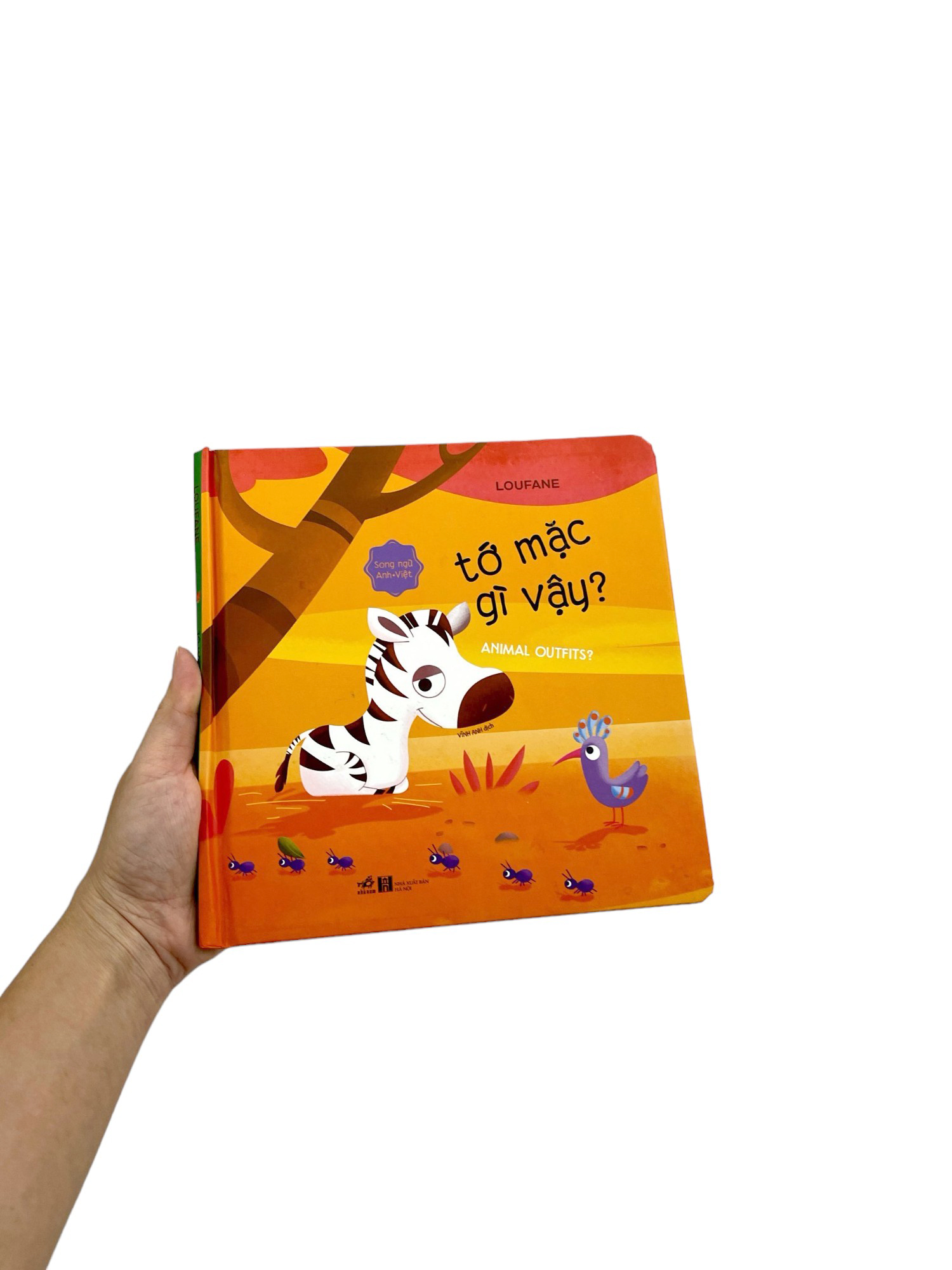 tớ mặc gì vậy - bìa cứng - Ảnh 9