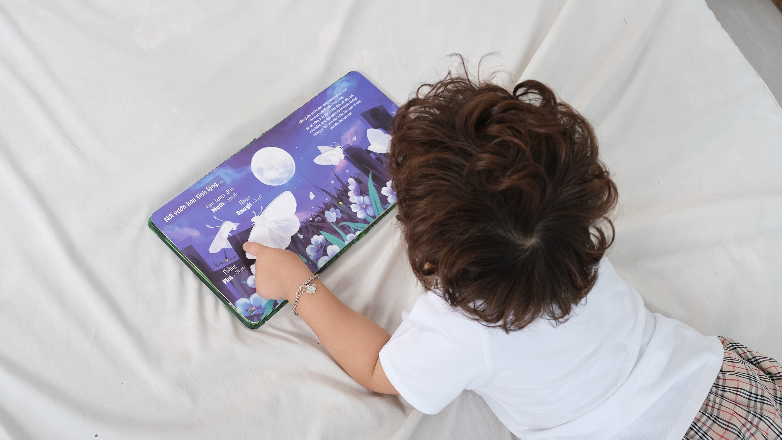 touch and feel - sách sờ chạm khám phá - thế giới động vật - bốn mùa tươi đẹp - Ảnh 3