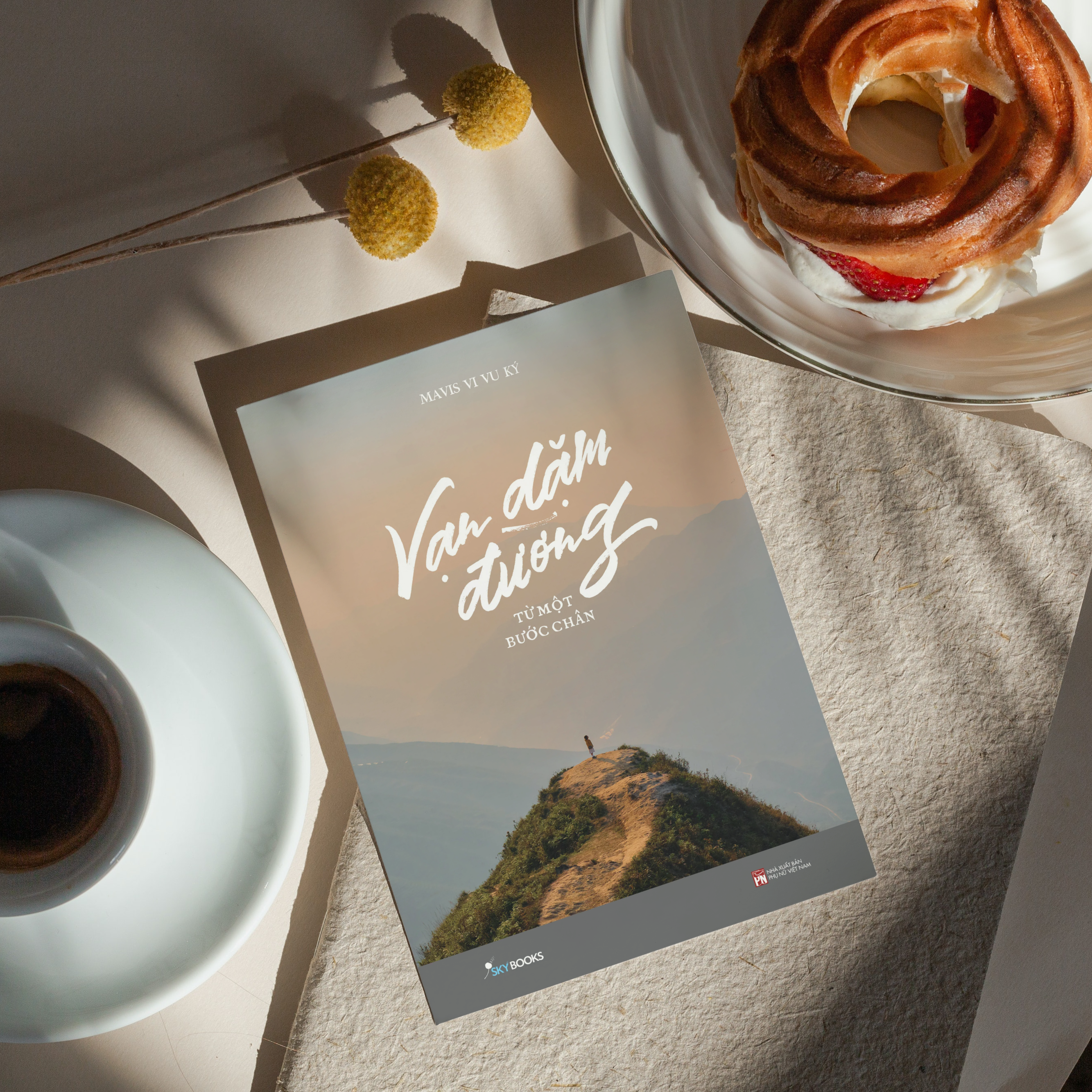 vạn dặm đường từ một bước chân - tặng kèm bookmark - Ảnh 4