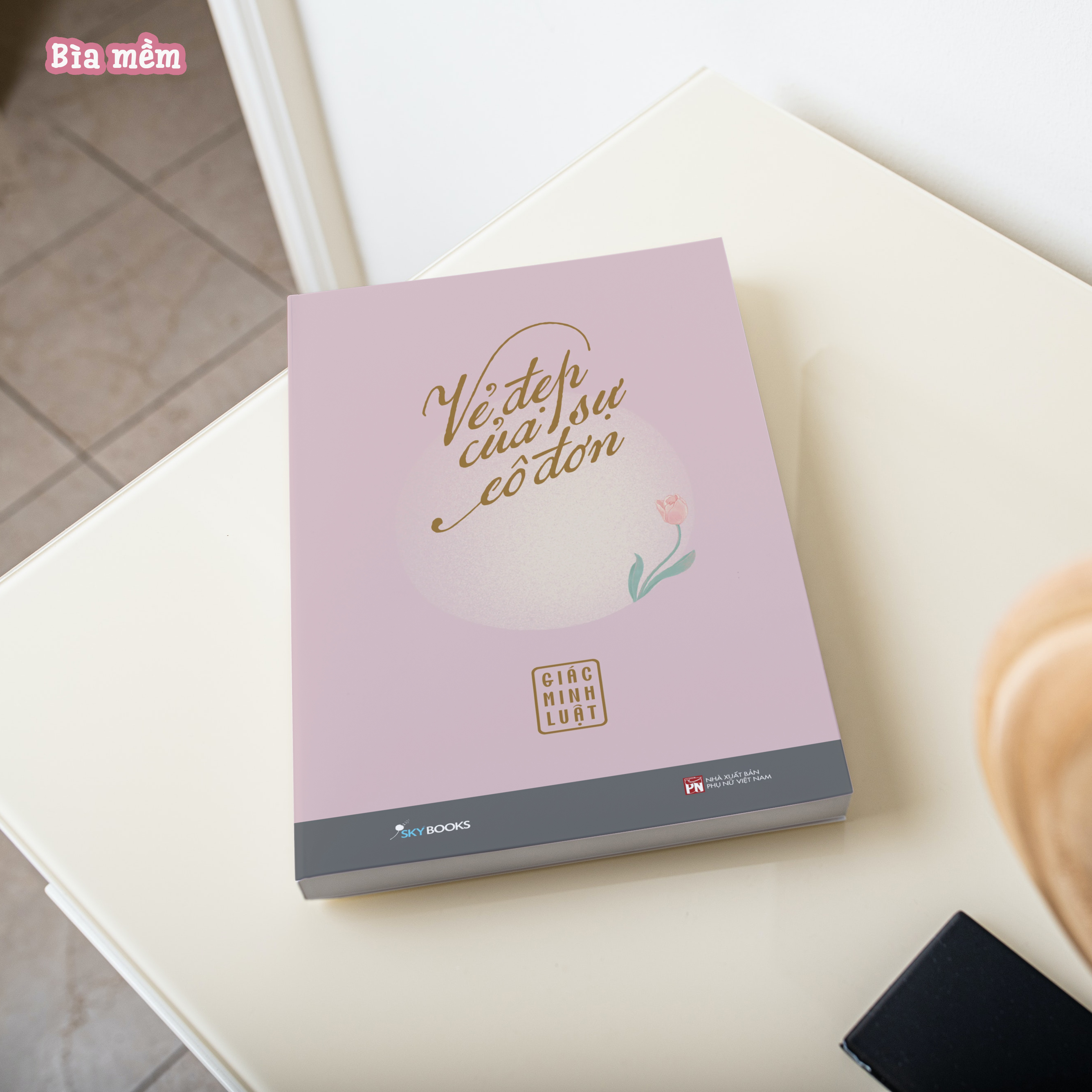 vẻ đẹp của sự cô đơn - tặng kèm bookmark - Ảnh 5