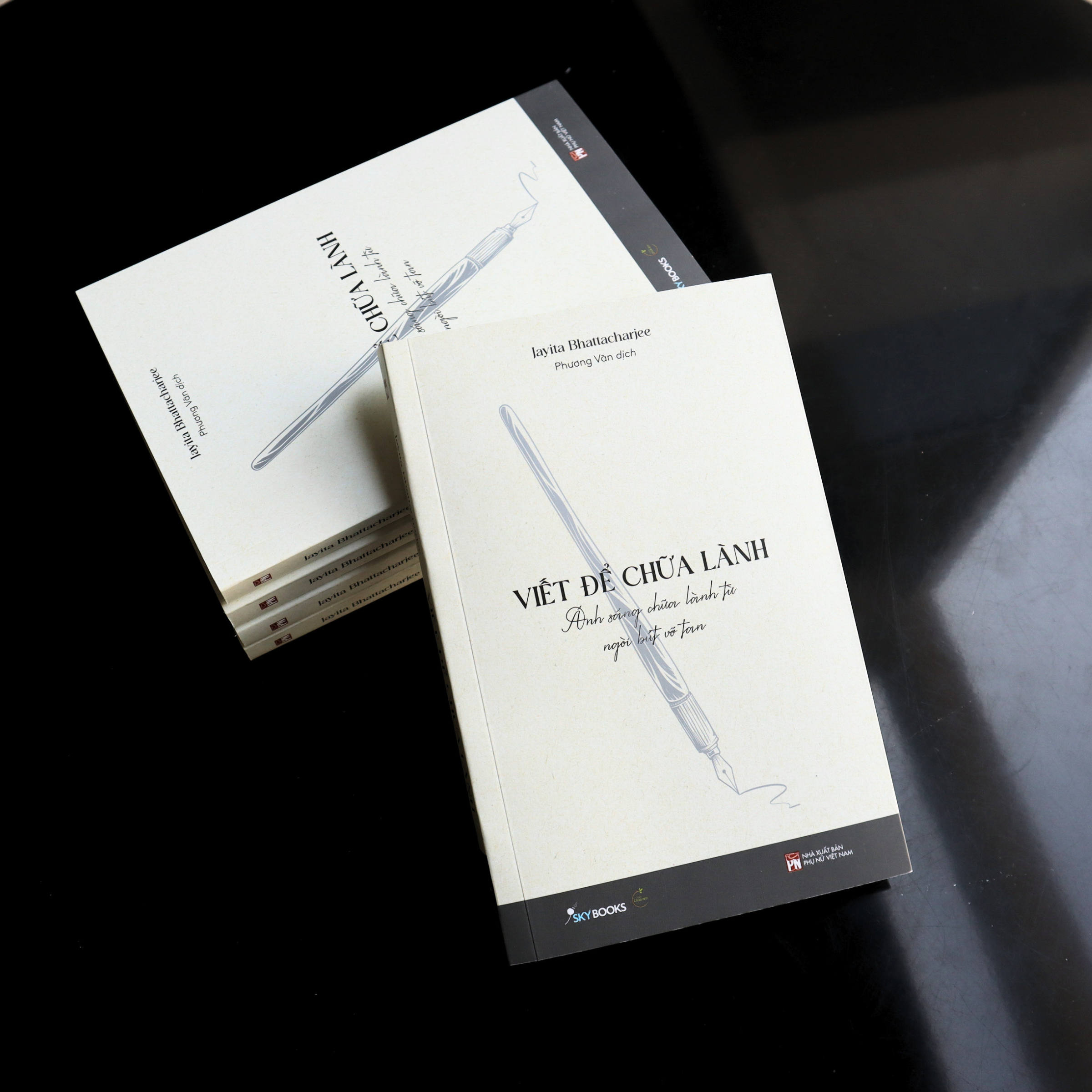 Viết Để Chữa Lành - Ánh Sáng Chữa Lành Từ Ngòi Bút Vỡ Tan - Ảnh 4