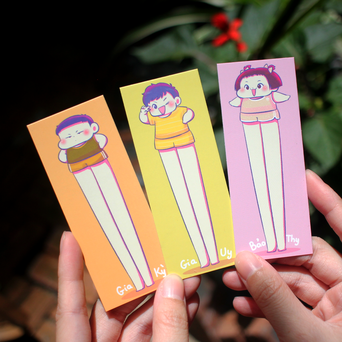 vũ trụ hoảng loạn - kỳ - tặng kèm 1 postcard 2 mặt + 3 bookmark 2 mặt bồi cứng - Ảnh 6