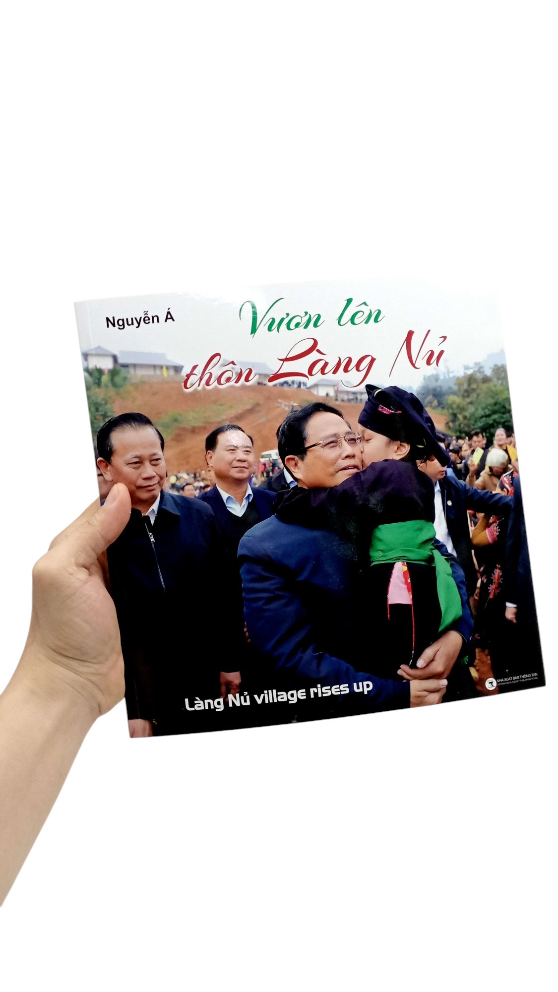 vươn lên thôn làng nủ - lang nu village rises up - Ảnh 8