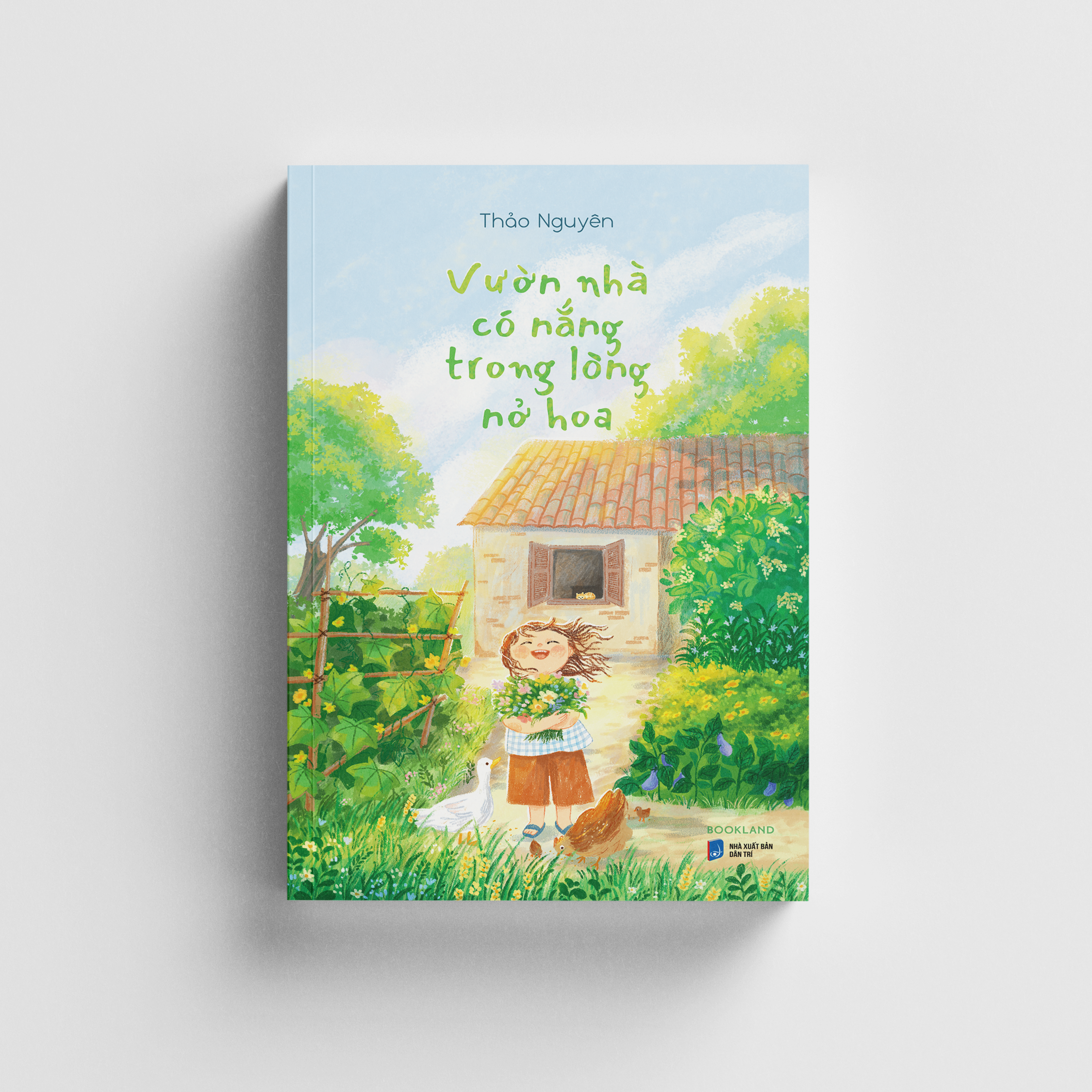 Vườn Nhà Có Nắng Trong Lòng Nở Hoa - Tặng Kèm Postcard - Ảnh 4