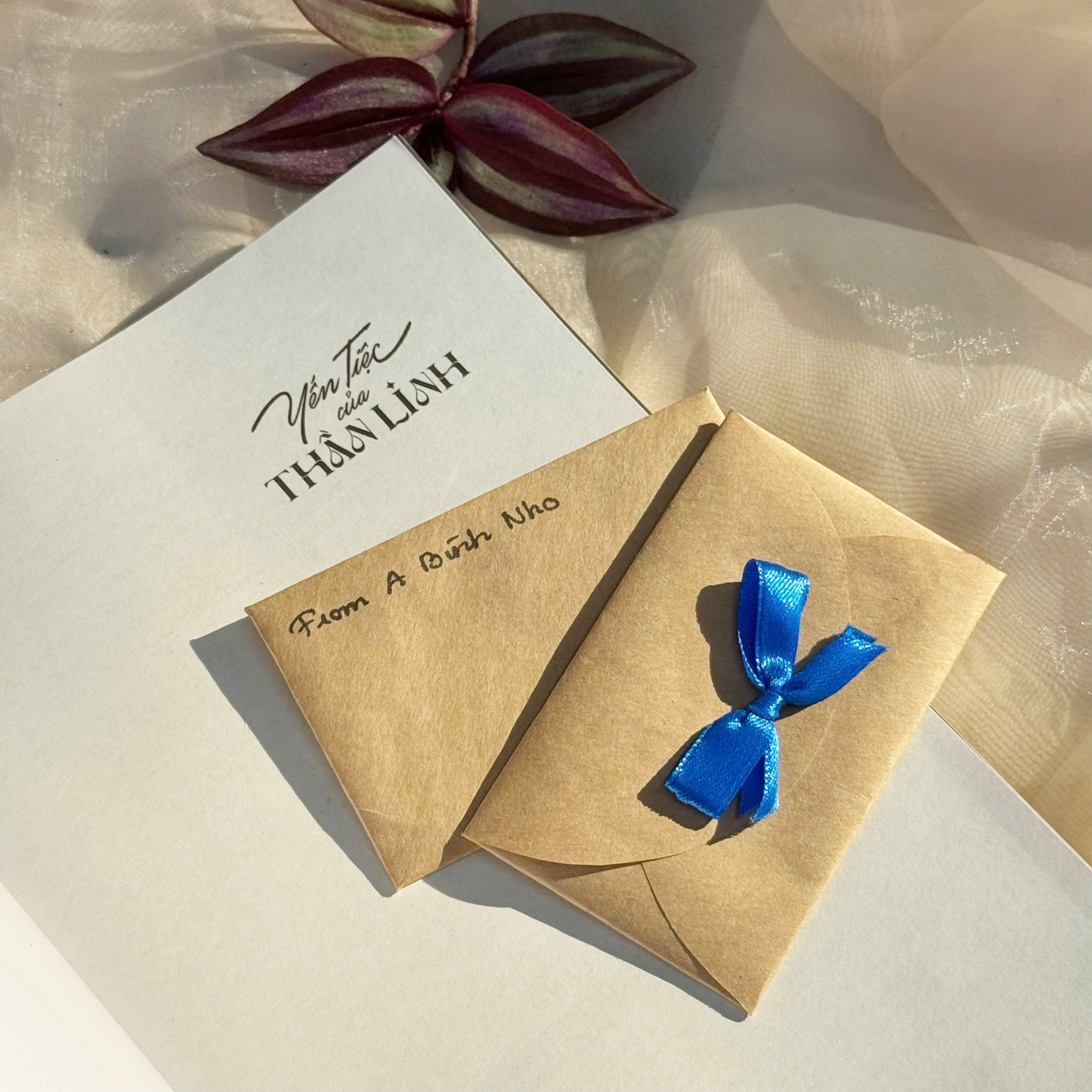 Yến Tiệc Của Thần Linh - Bản Đặc Biệt - Tặng Kèm Bookmark Nam Châm - Ảnh 7